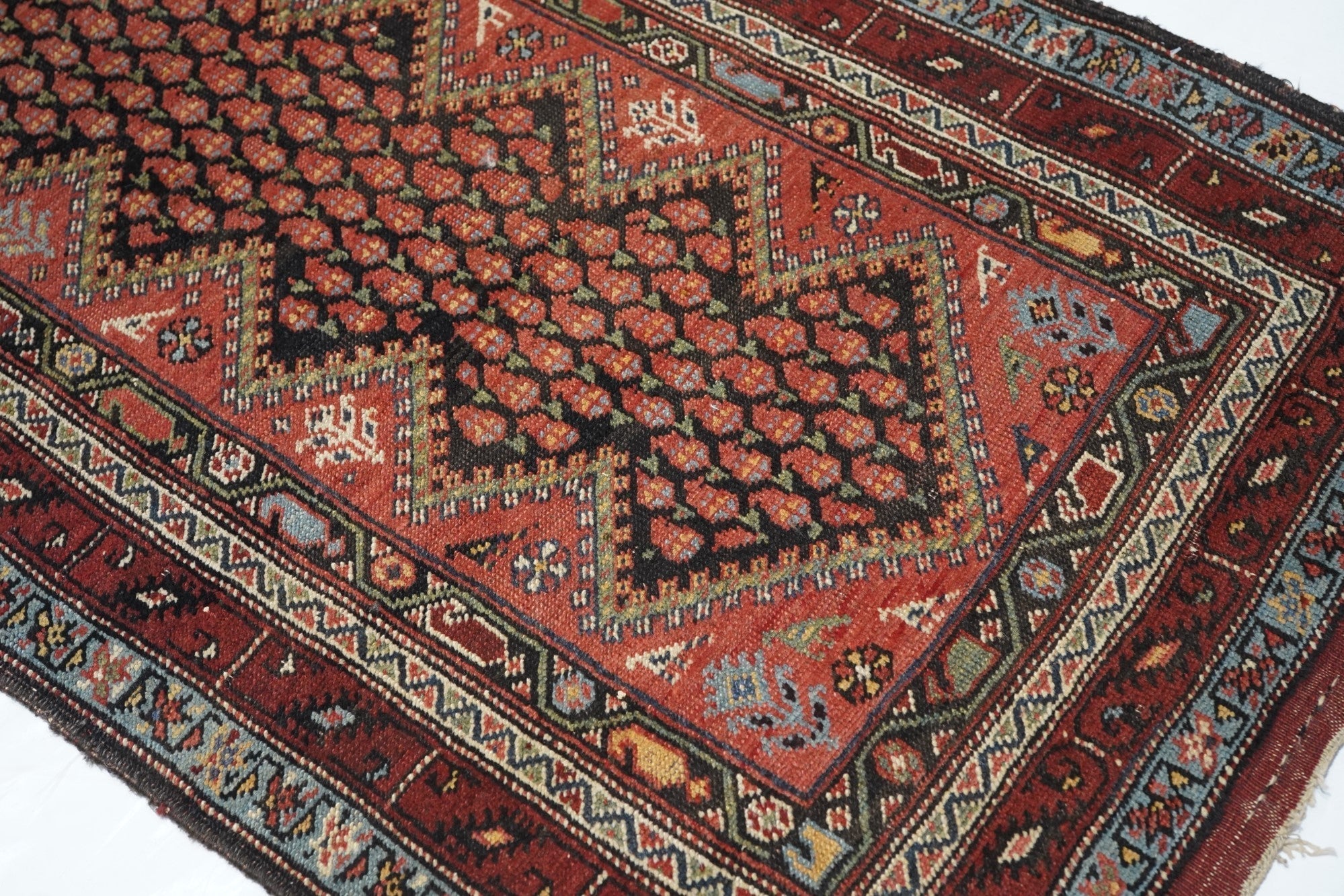 Antique NW  Runner 3'2'' x 13'2''