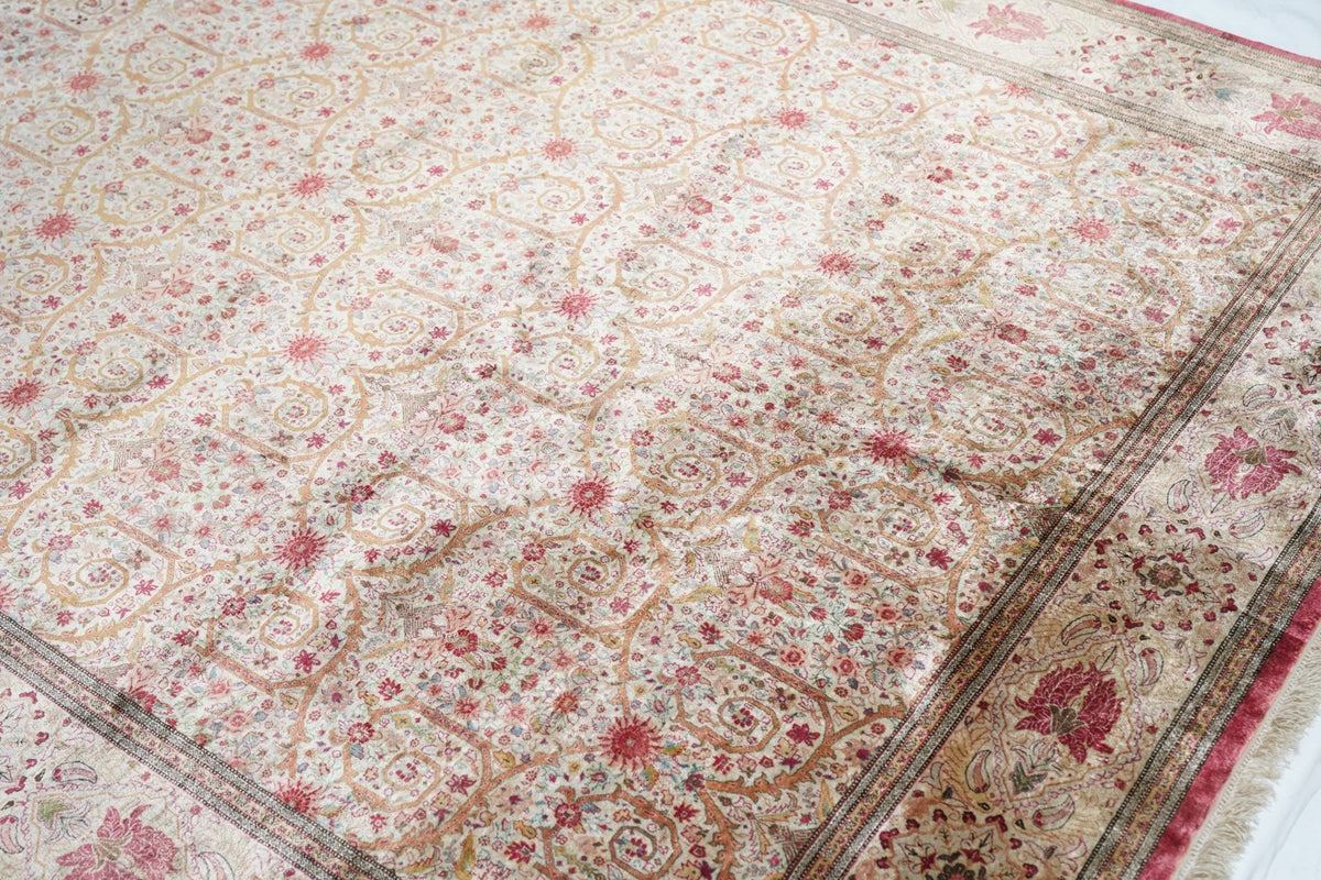 Extremely Fine Vintage Silk  Qum Rug 6'6'' x 9'5''