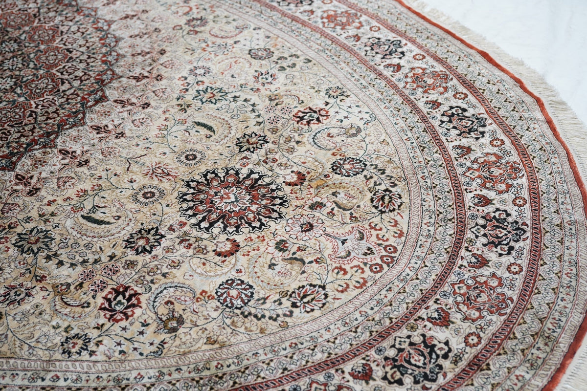 Extremely Fine Vintage Turkish Silk Hereke Oval Rug 4'10'' x 7'11''