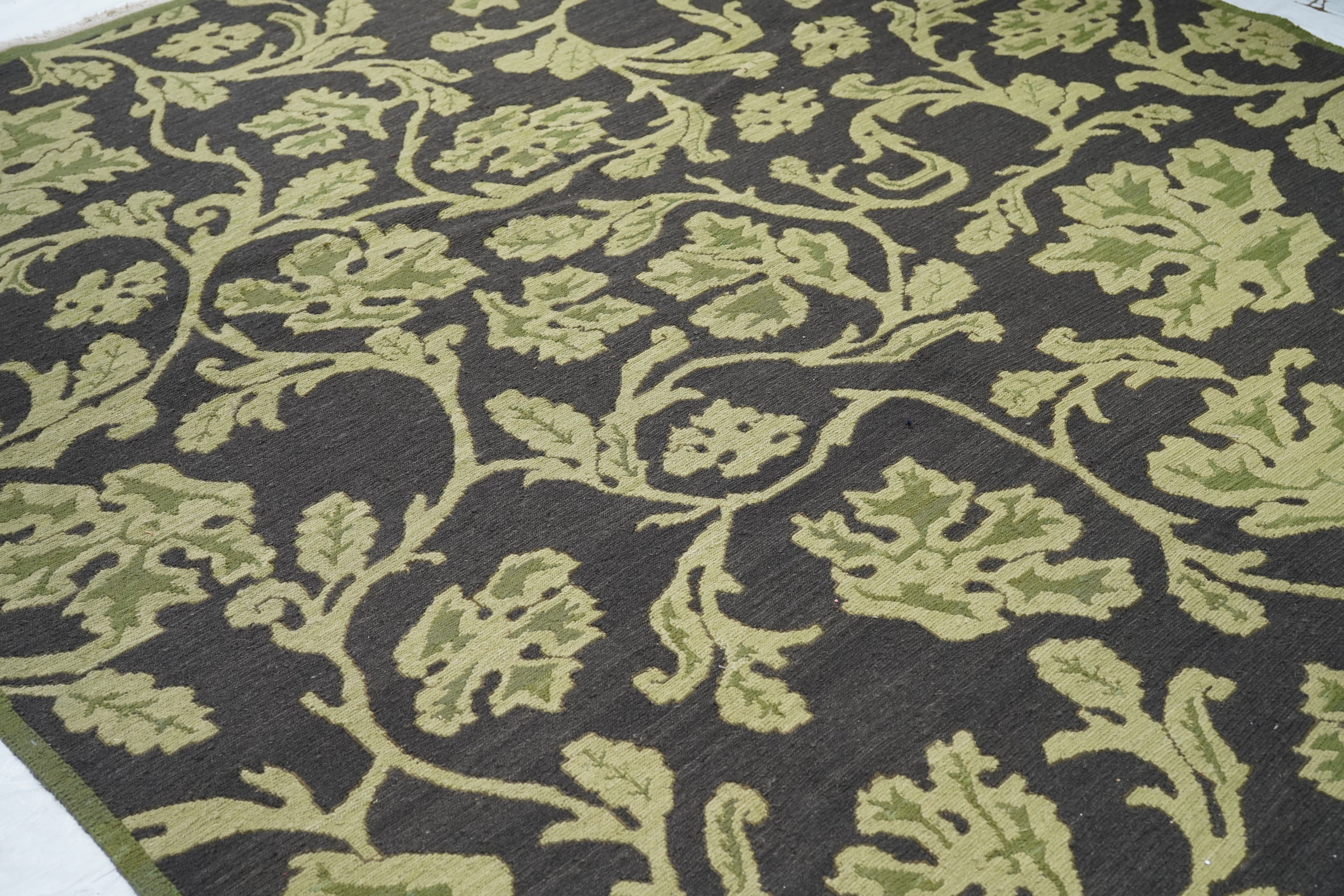 Sumak Rug 8' 0" x 10'0"
