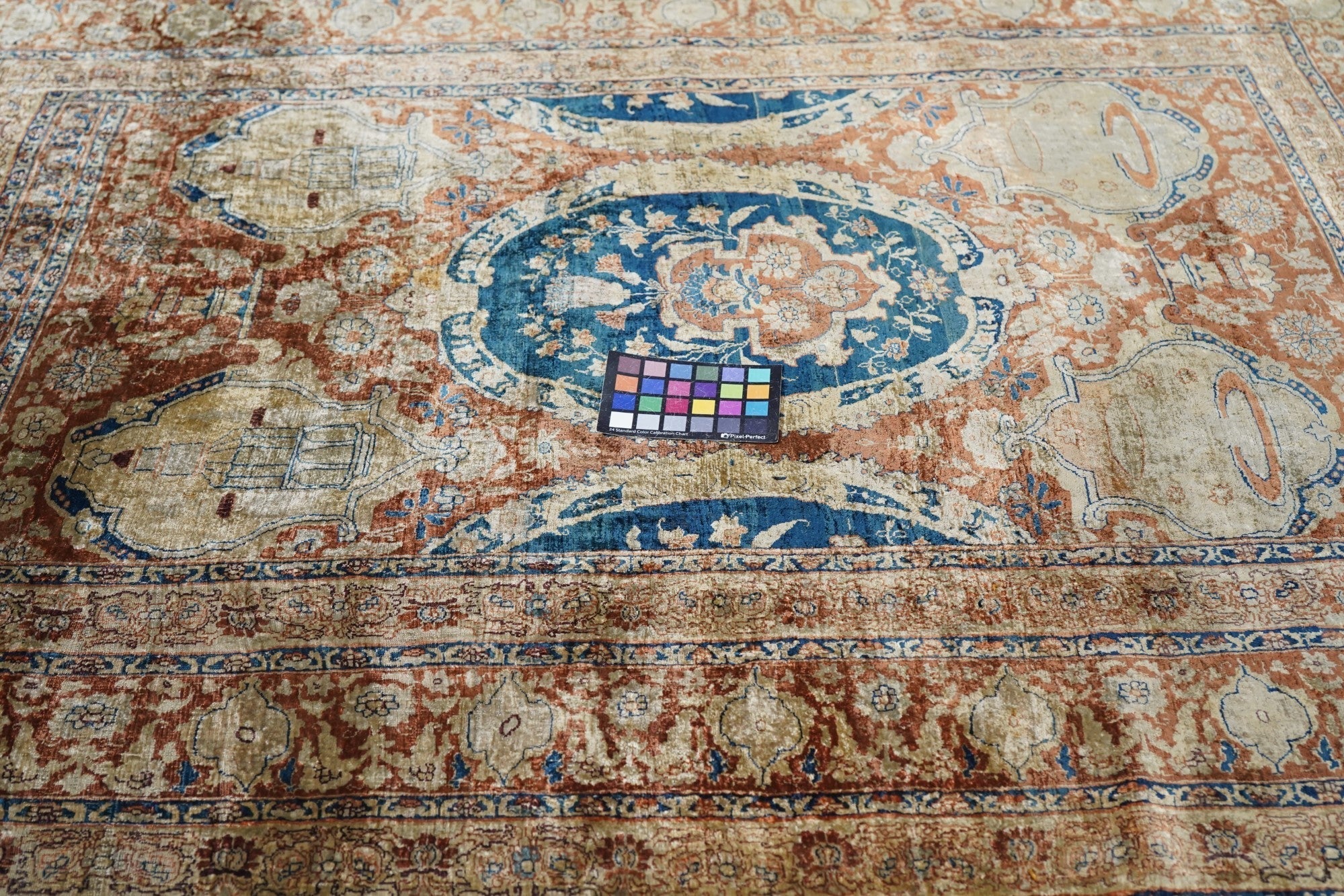 Antique Silk Heriz Rug 4'7'' x 6'1''
