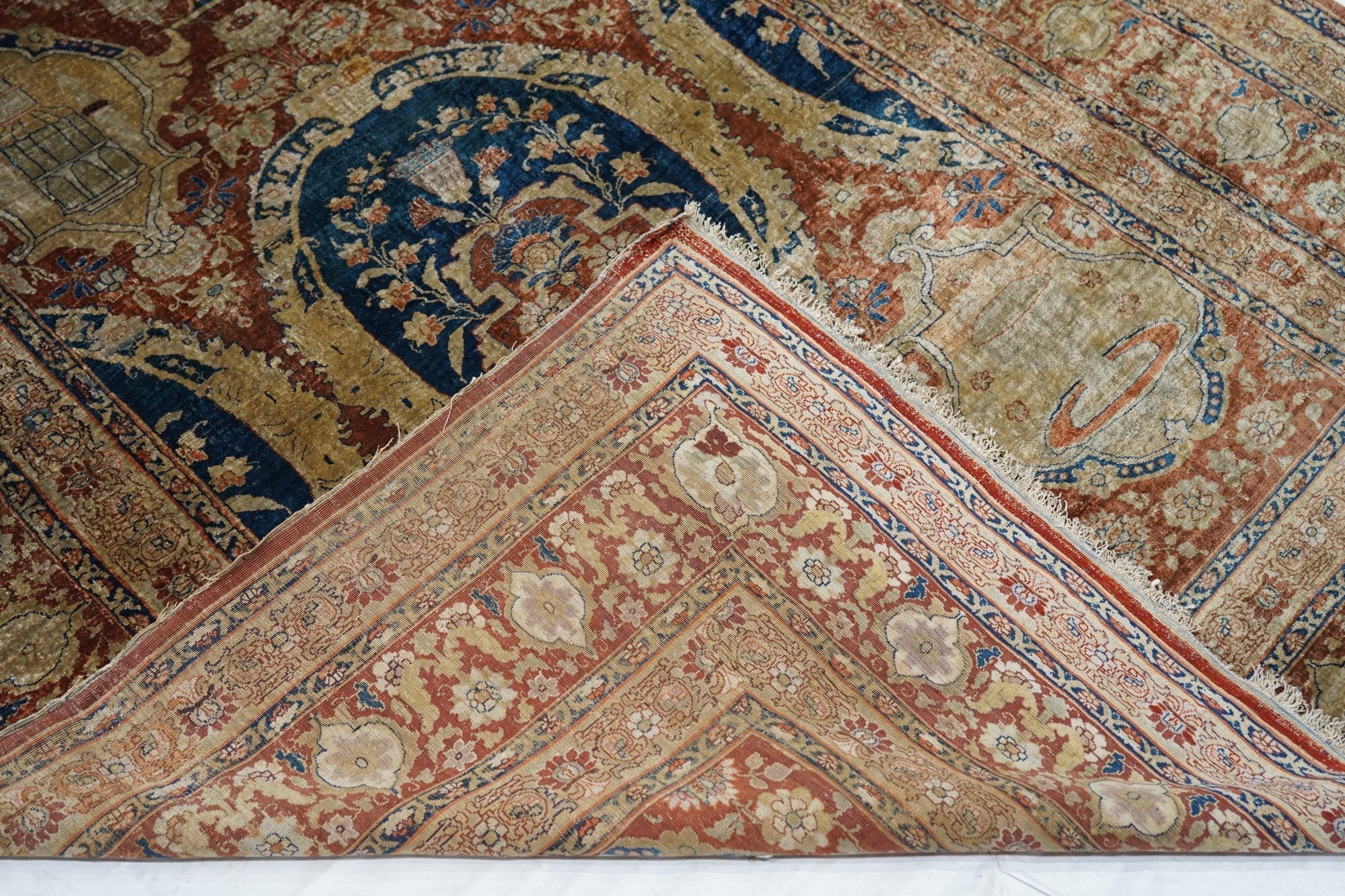 Antique Silk Heriz Rug 4'7'' x 6'1''