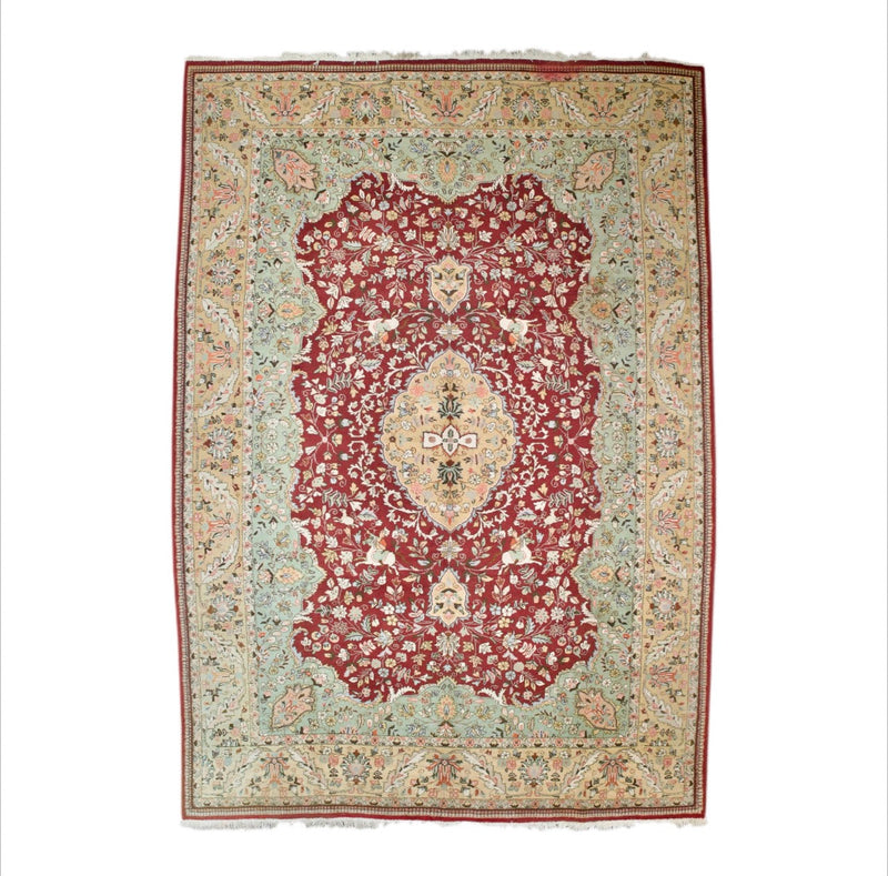 Fine Vintage  Tabriz Rug 9'9