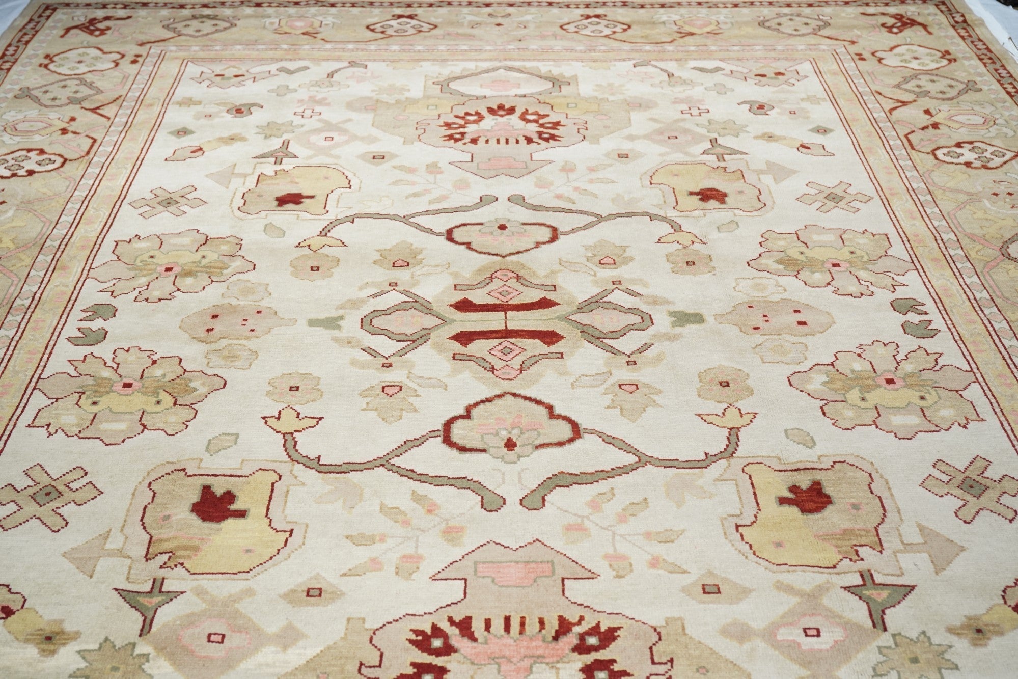 Oushak Rug 10'0" x 14'0"