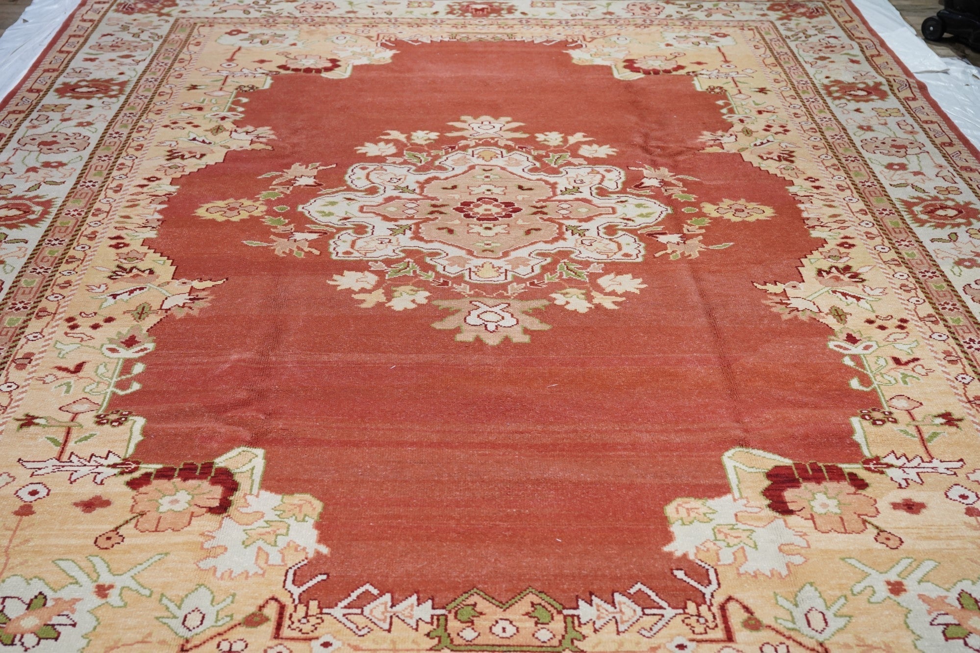 Oushak Rug 10'0" x 14'0"