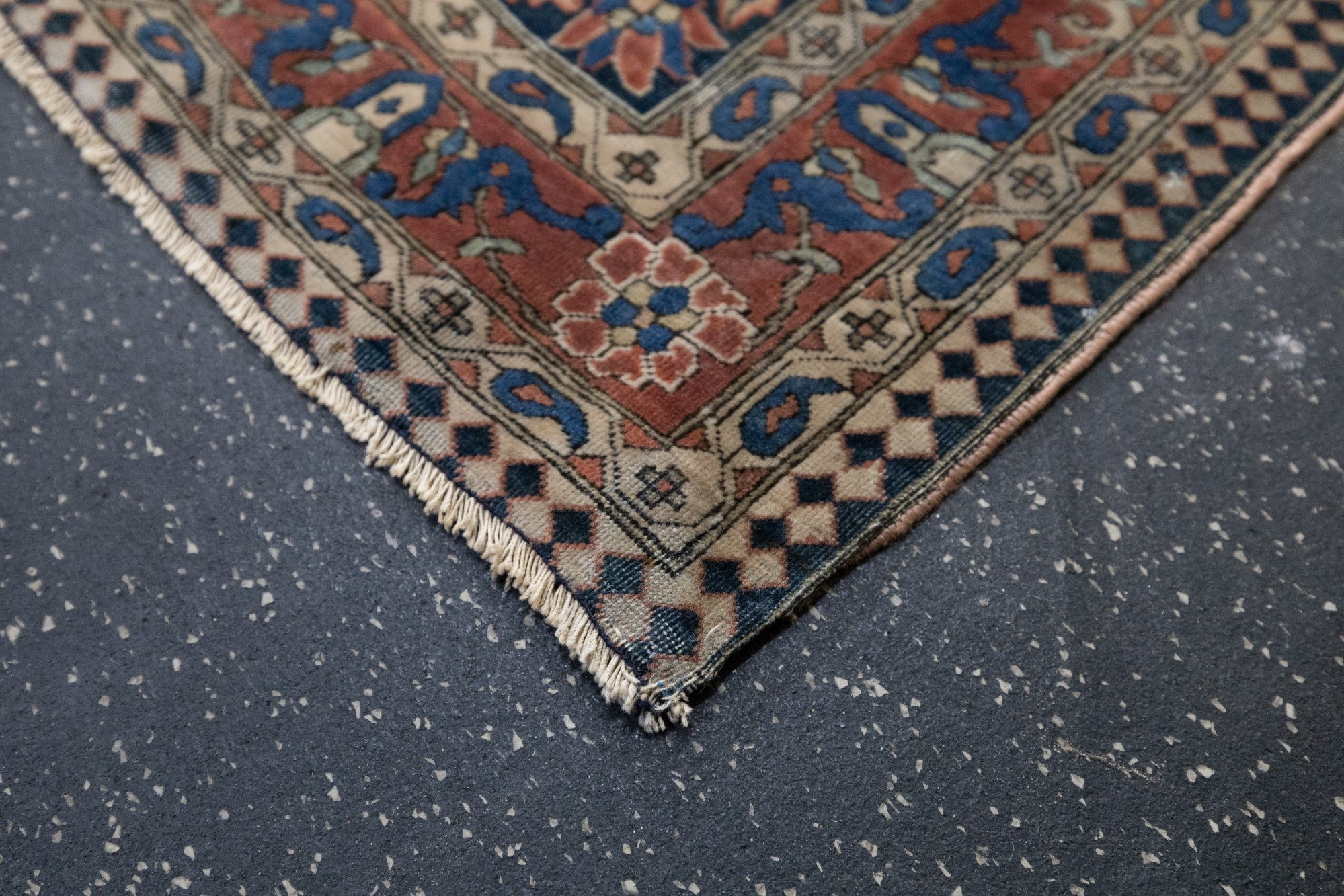 Antique Mohtasham Kashan Rug 7'6'' x 11'2''