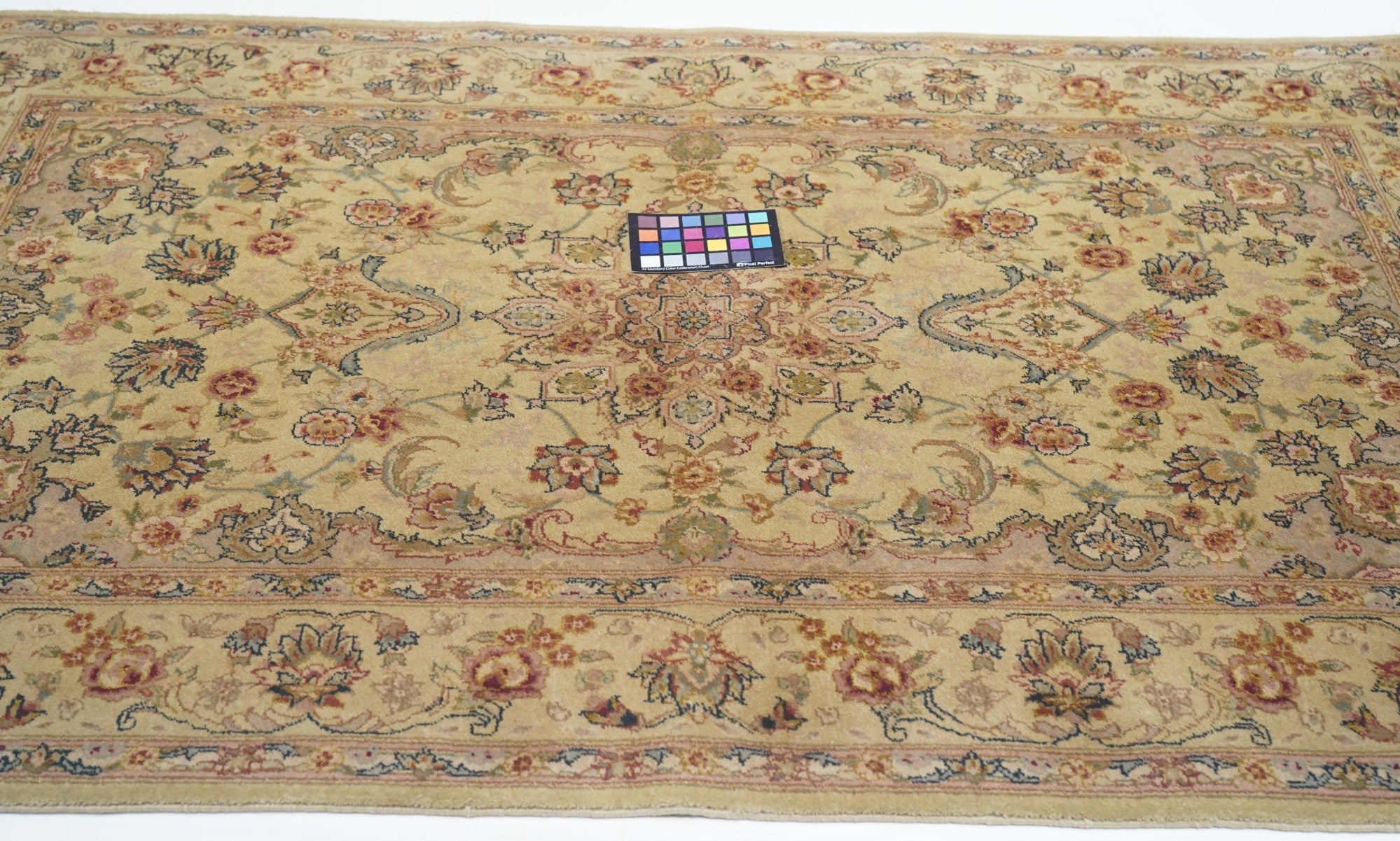 PAK  Tabriz Design Rug 3'9'' x 5'9''
