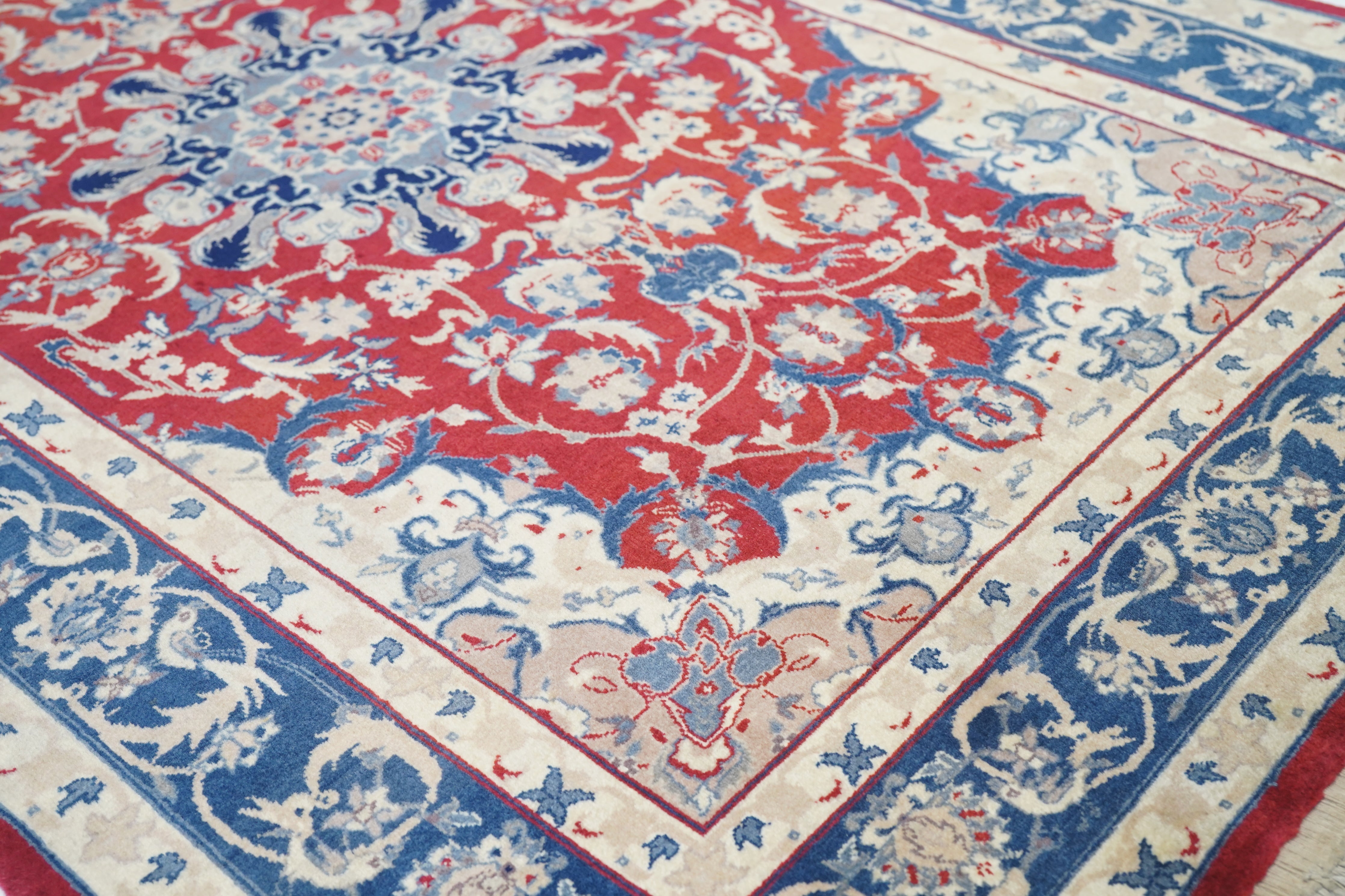 Vintage  Isfahan Rug 4'0" x 6'0"
