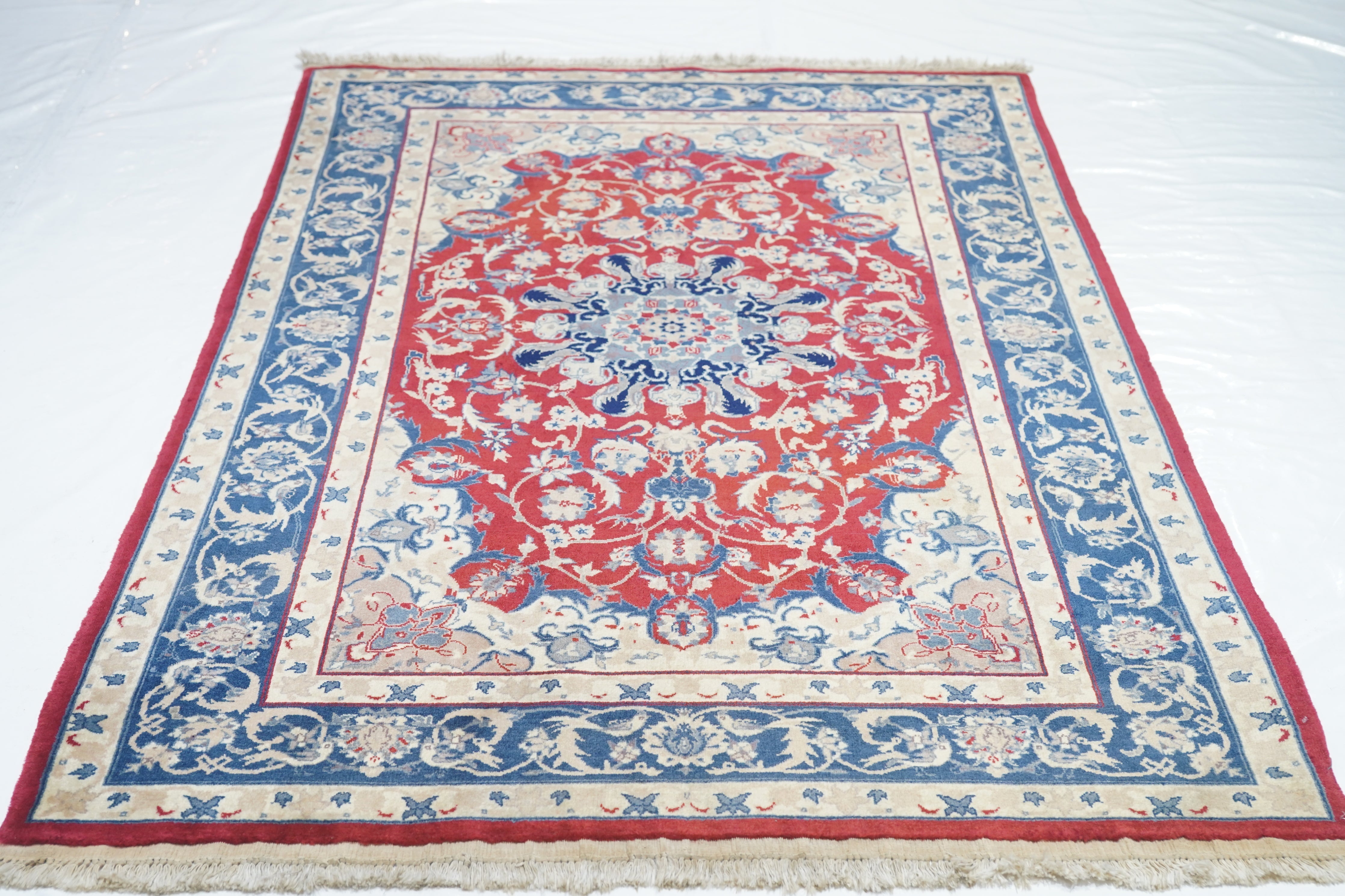 Vintage  Isfahan Rug 4'0" x 6'0"