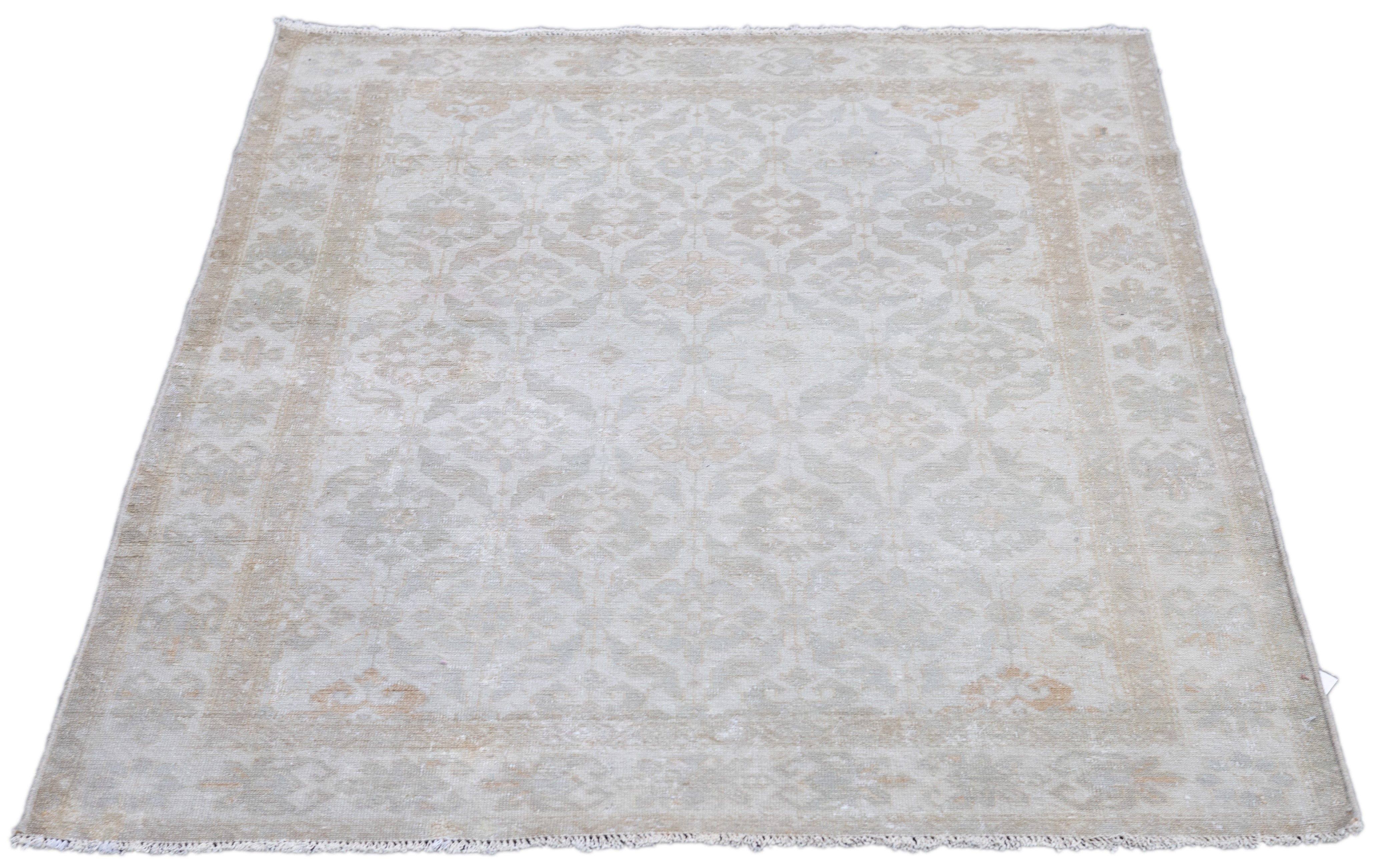 Antique Sivas Rug 3'4'' x 4'2''