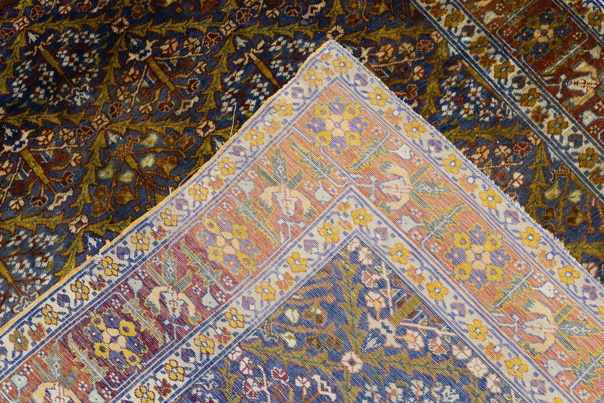Antique Silk Sivas Rug 3'10'' x 5'7''