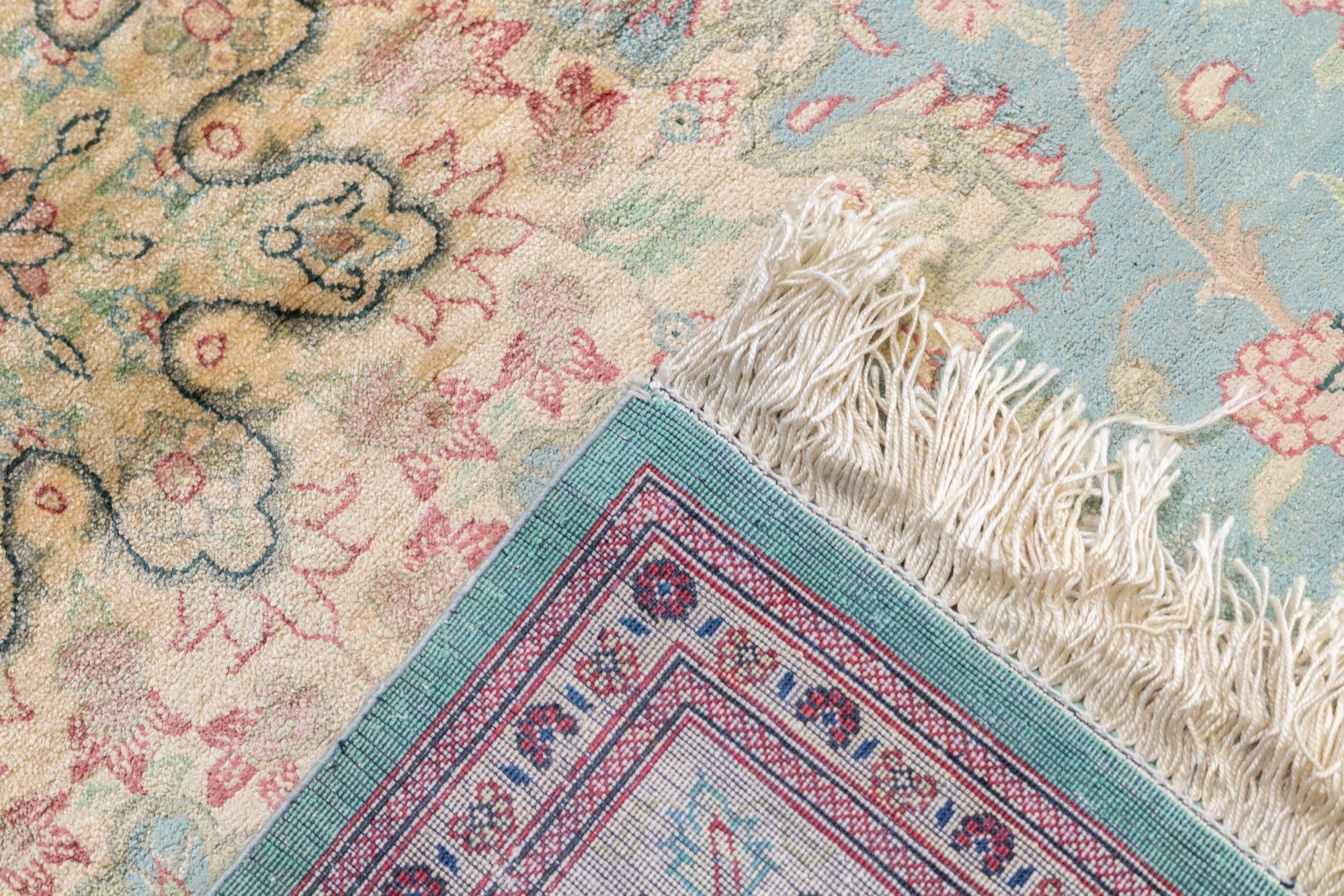 Extremely Fine Vintage Silk  Qum Rug 4'3'' x 6'6''