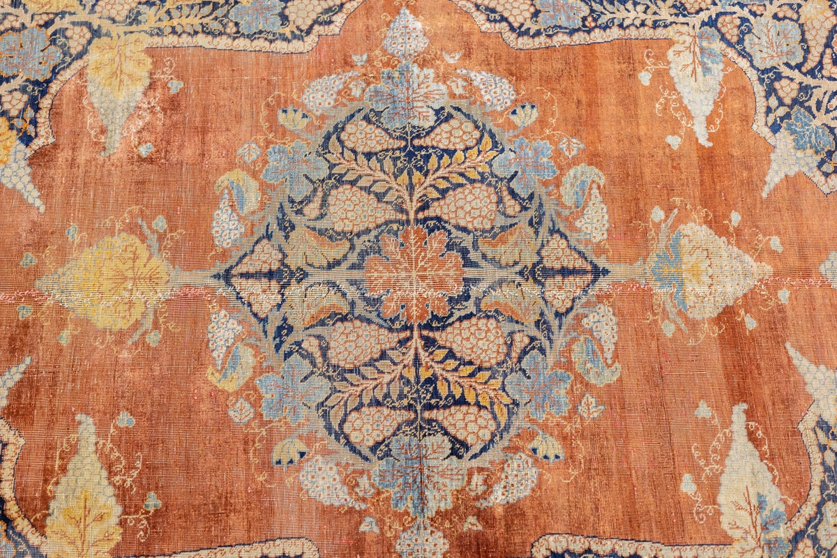 Fine Antique Silk  Heriz Rug 3'9'' x 5'3''
