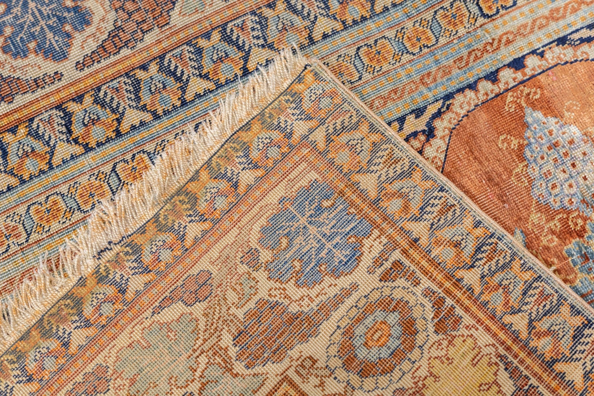 Fine Antique Silk  Heriz Rug 3'9'' x 5'3''