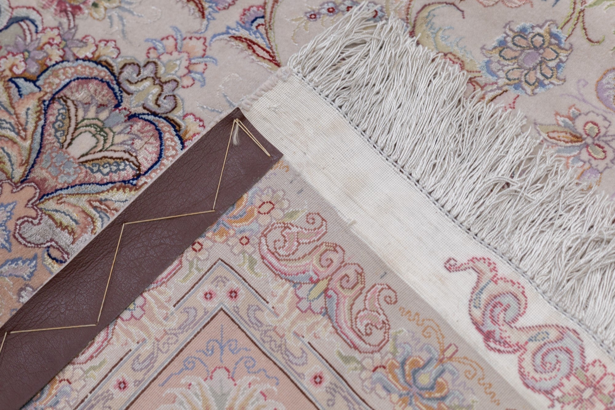 Extremely Fine  Tabriz Wool & Silk woven Rug 4'11'' x 7'1''
