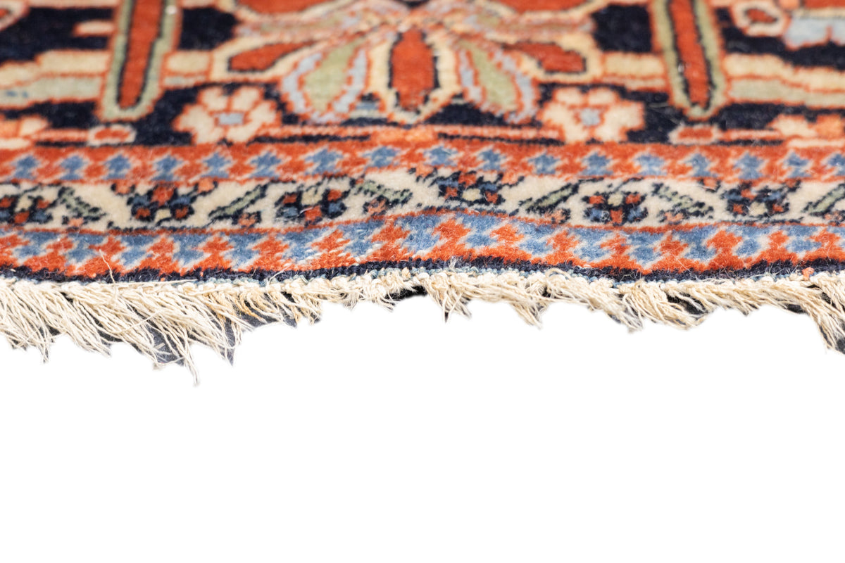 Antique Mohtashem Kashan Rug 4'4'' x 6'8''