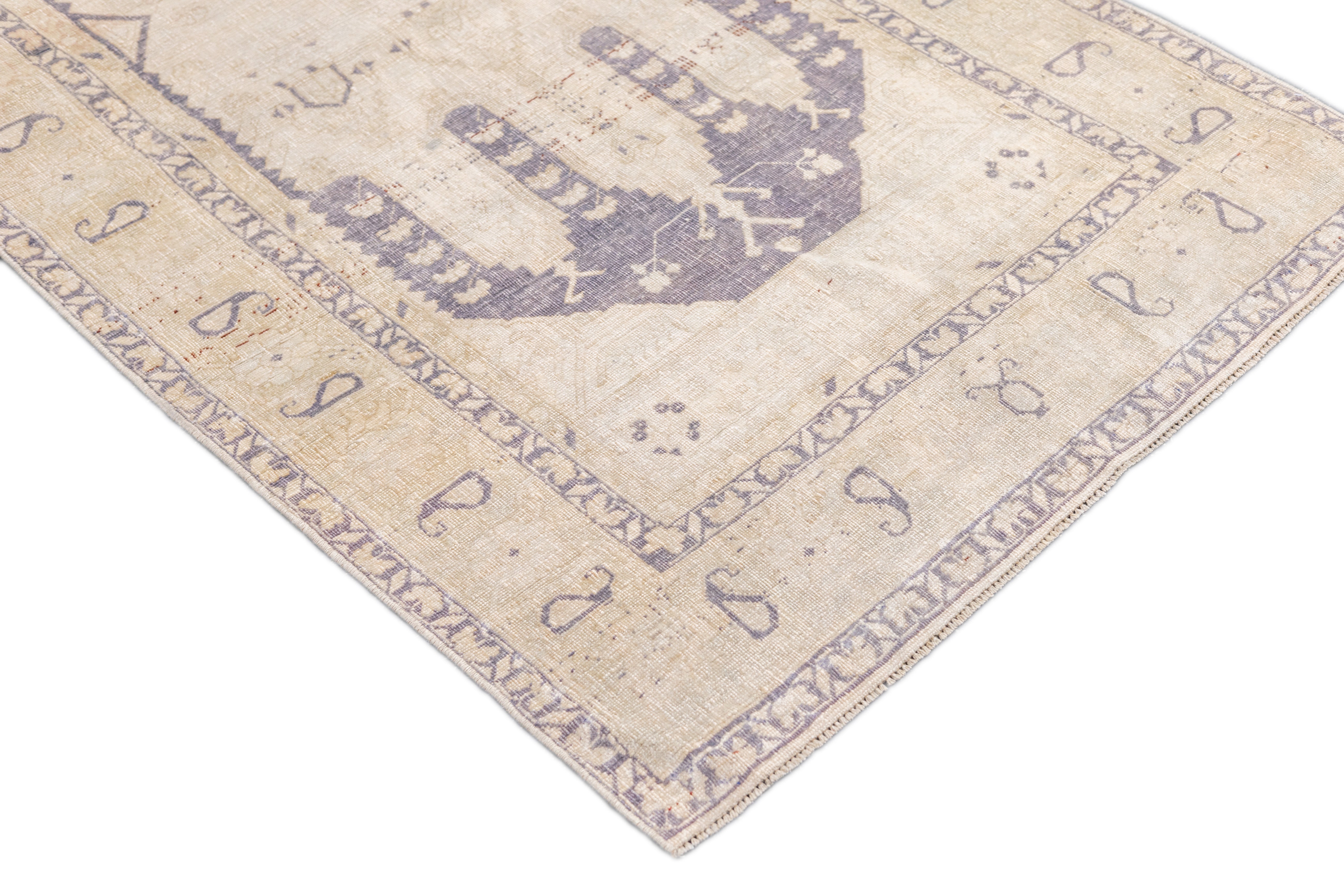 Oushak Rug 3'7'' x 7'10''