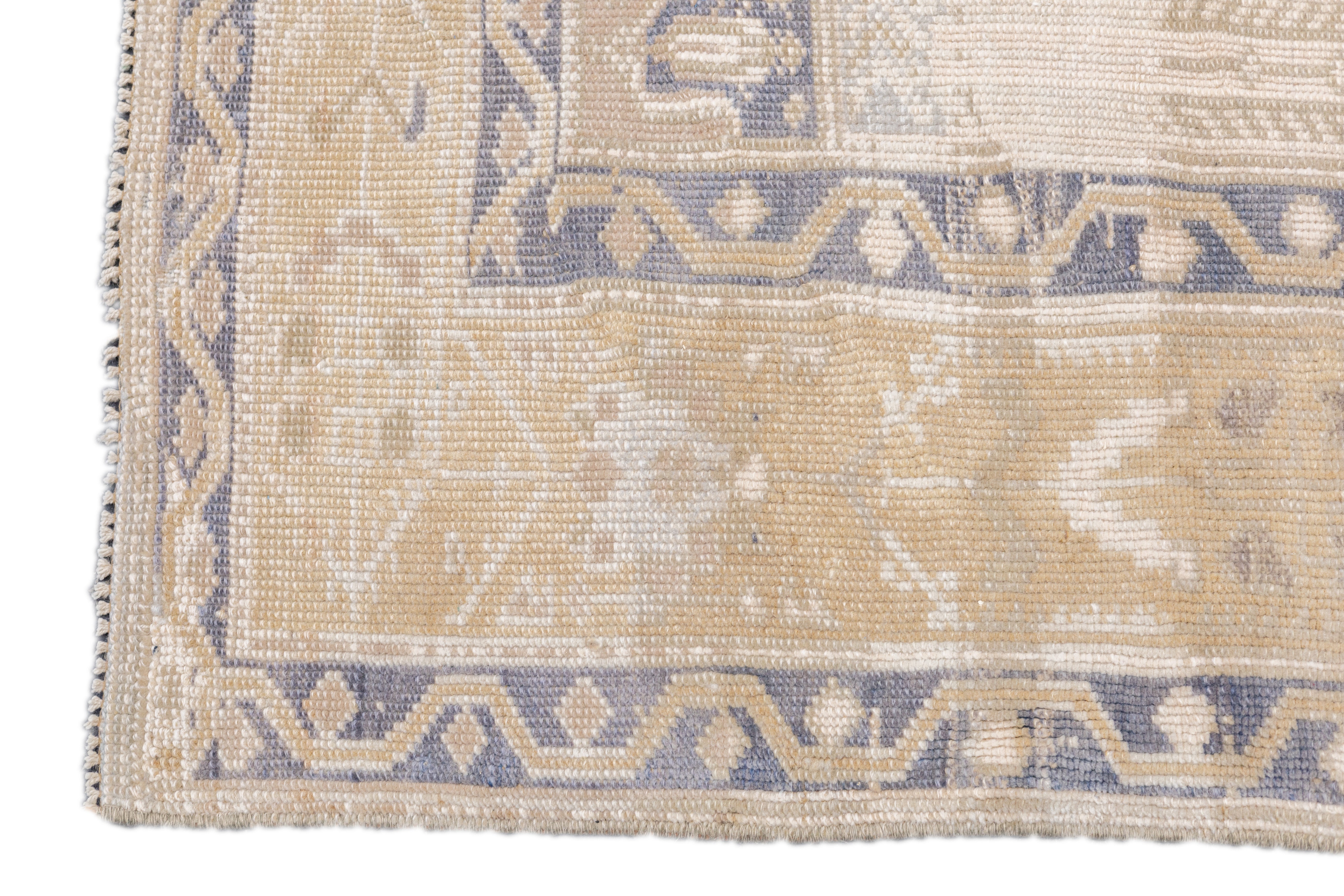 Oushak Rug 4'5'' x 7'5''