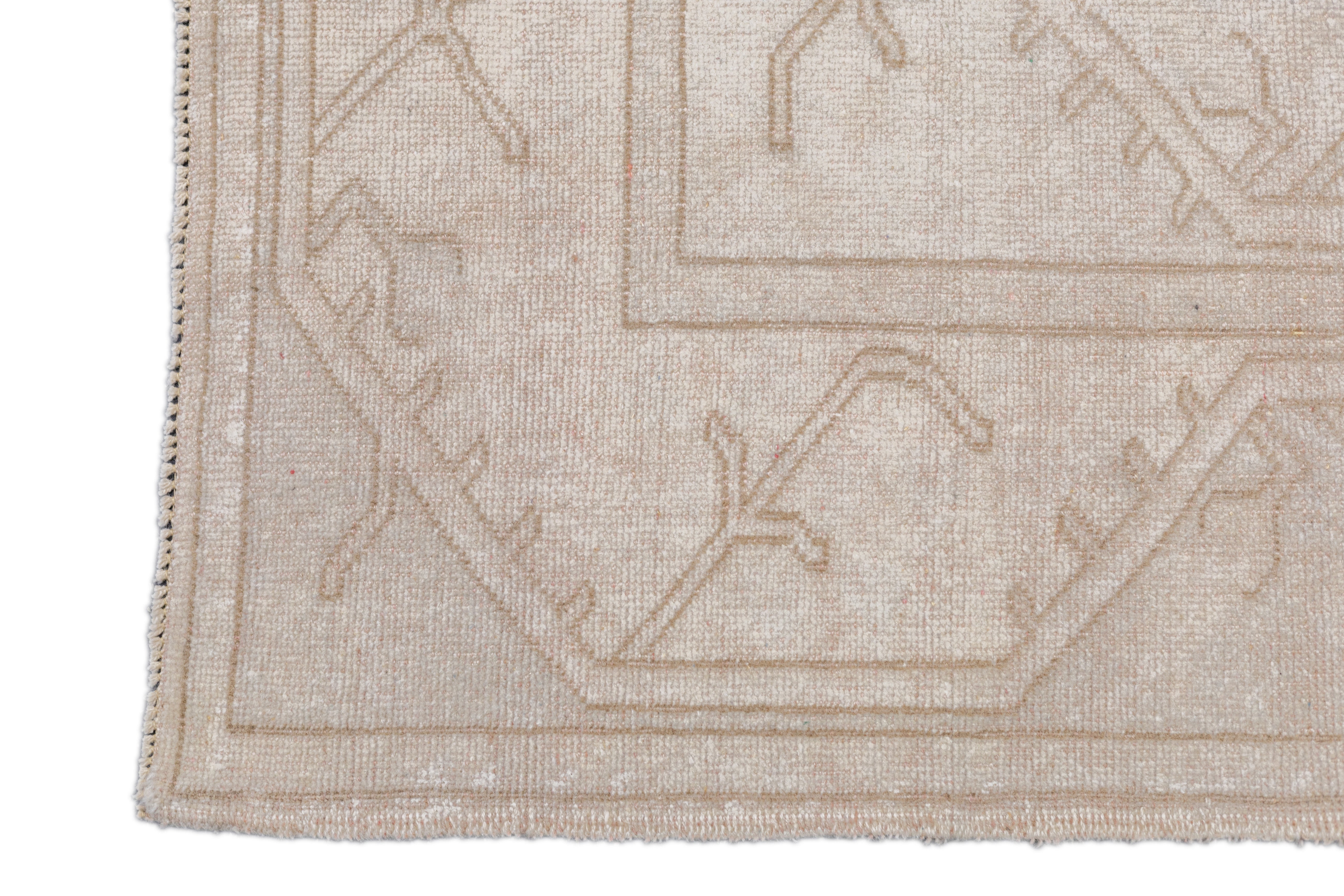 Oushak Rug 5'3'' x 8'4''