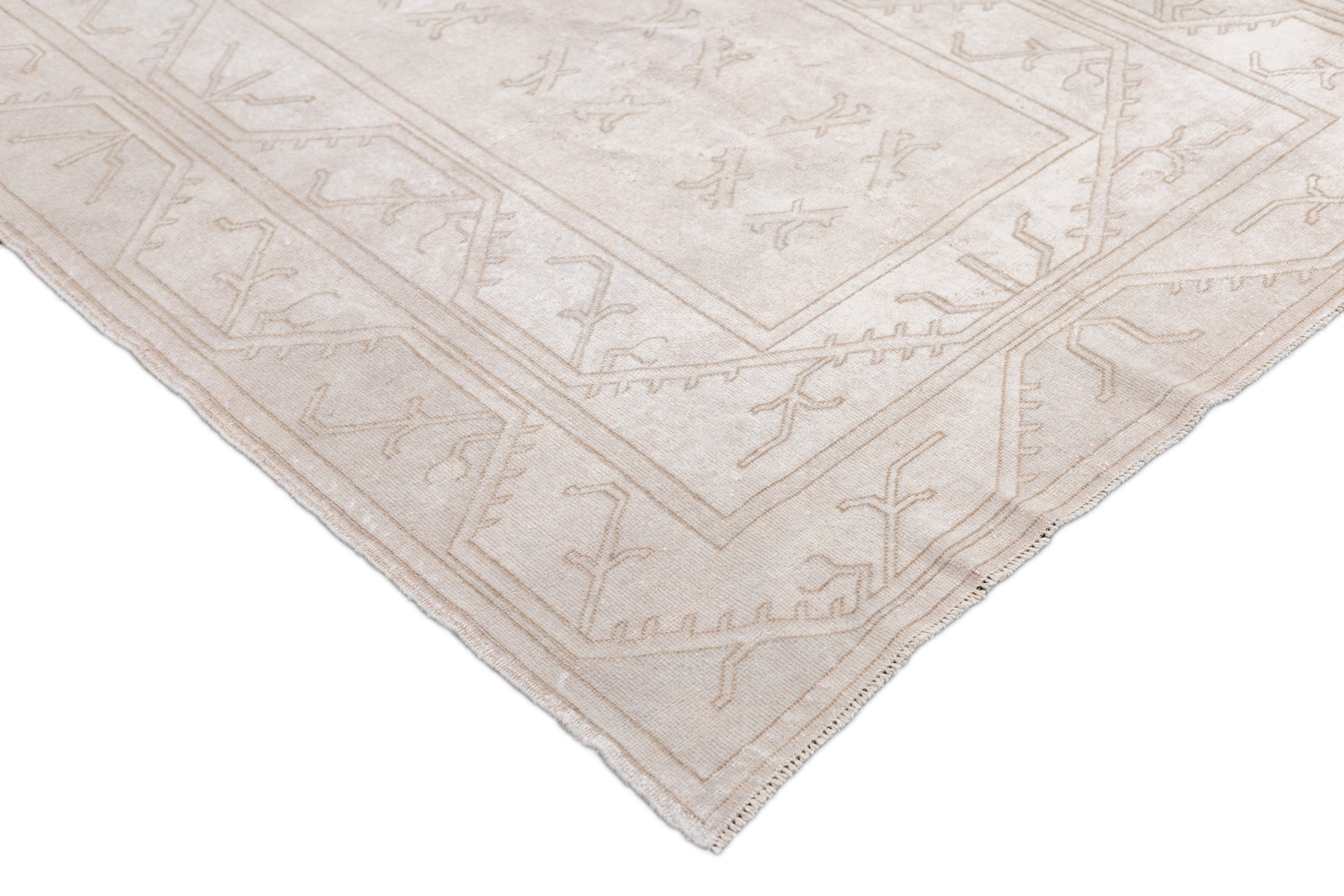 Oushak Rug 5'3'' x 8'4''
