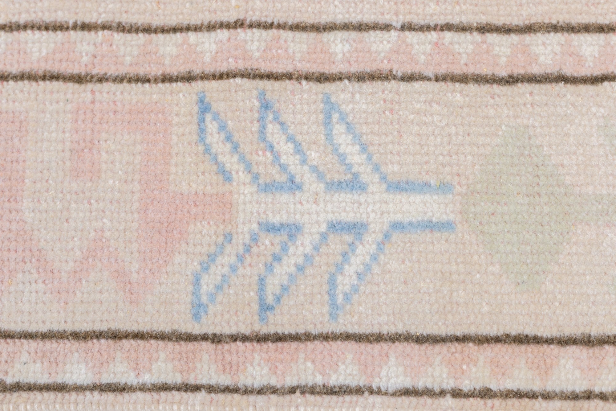 Oushak Rug 3'0" x 3'11''