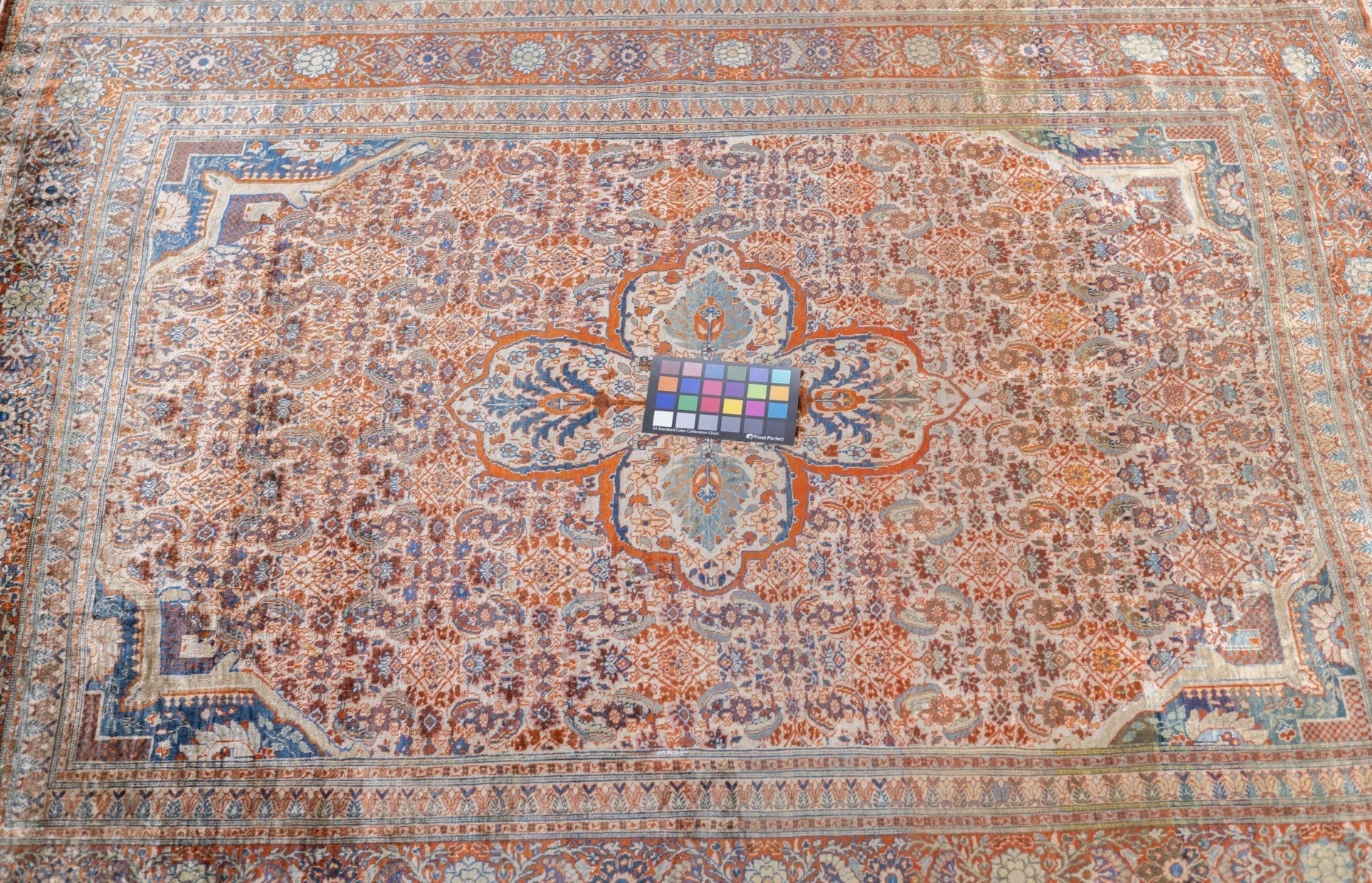 Antique Silk Heriz Rug 4'6'' x 5'5''