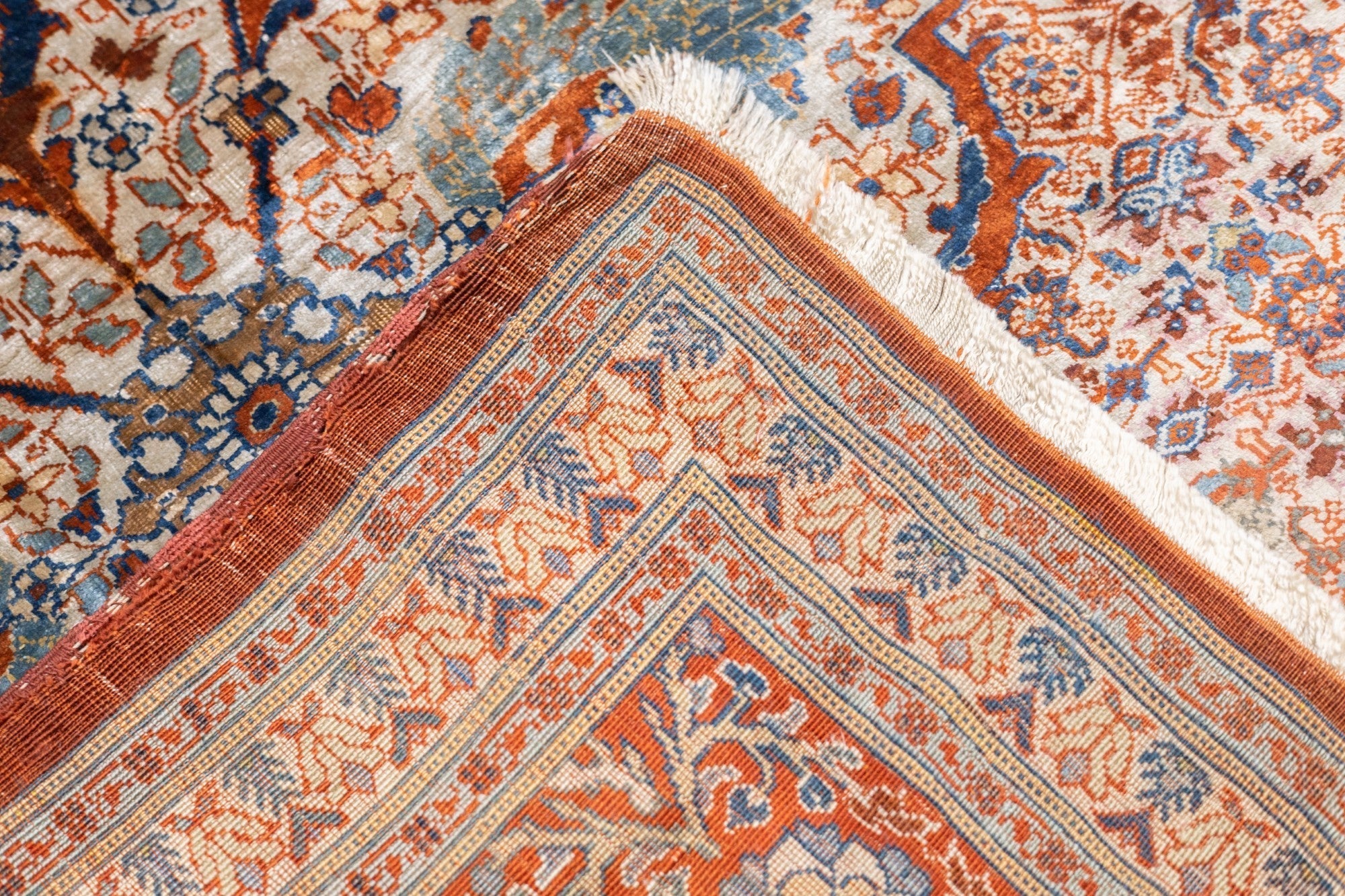 Antique Silk Heriz Rug 4'6'' x 5'5''