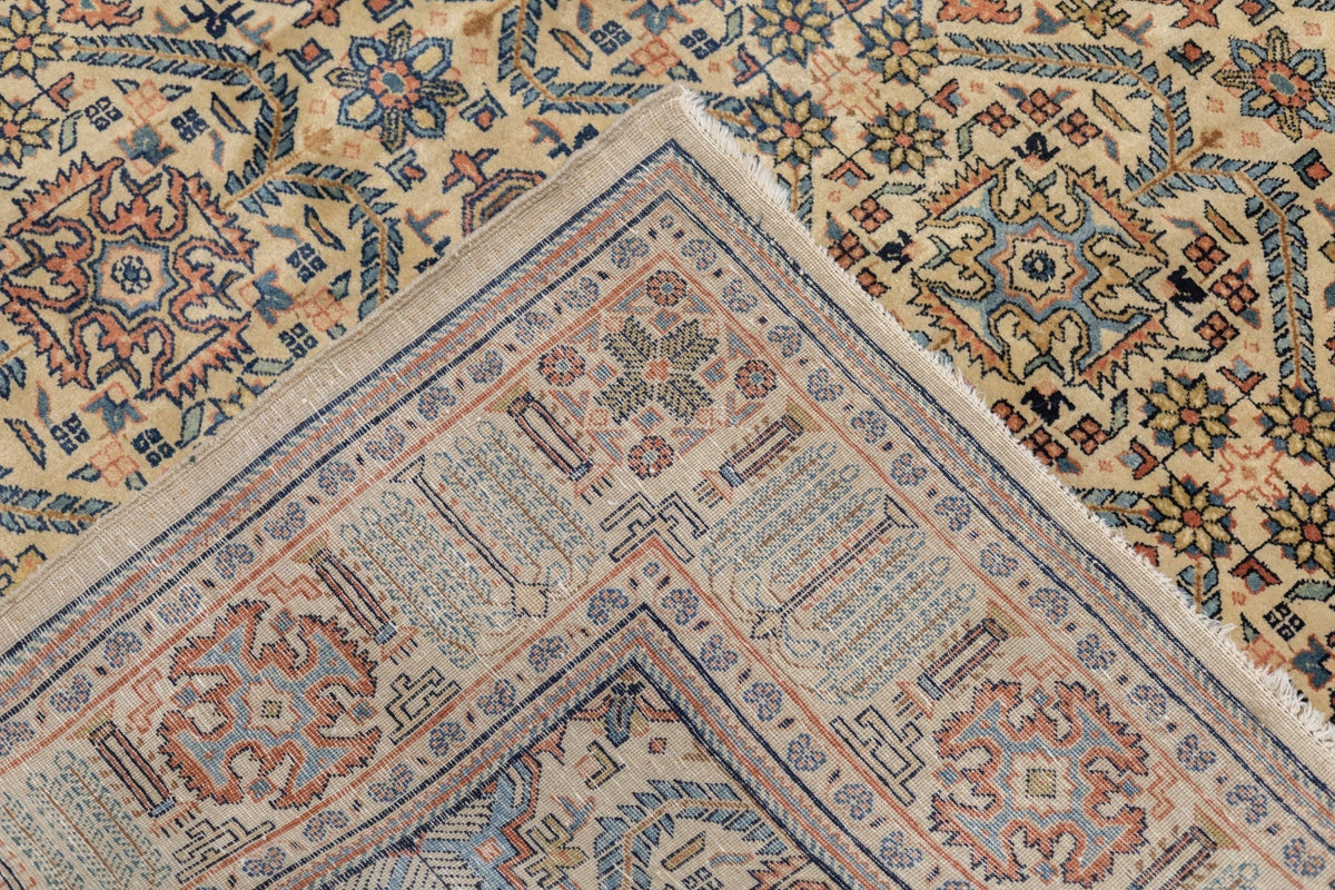 Fine Antique  Sarouk Rug 6'2'' x 8'7''