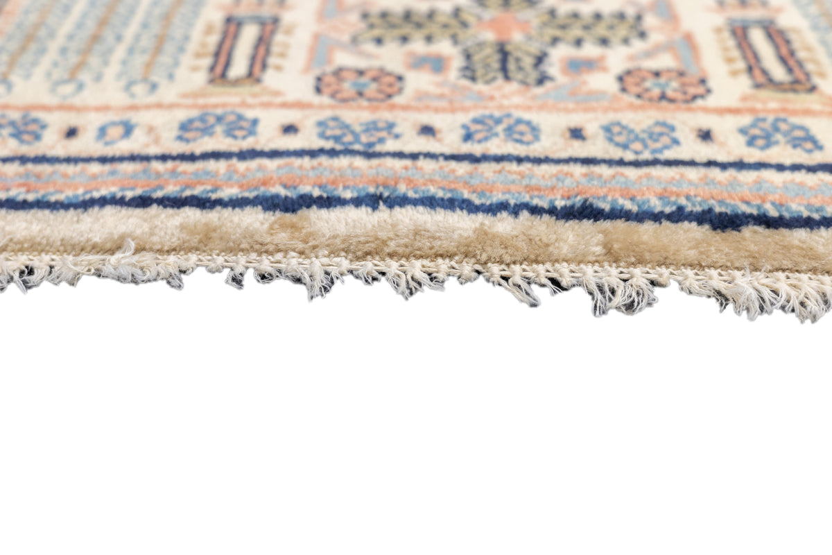 Fine Antique  Sarouk Rug 6'2'' x 8'7''