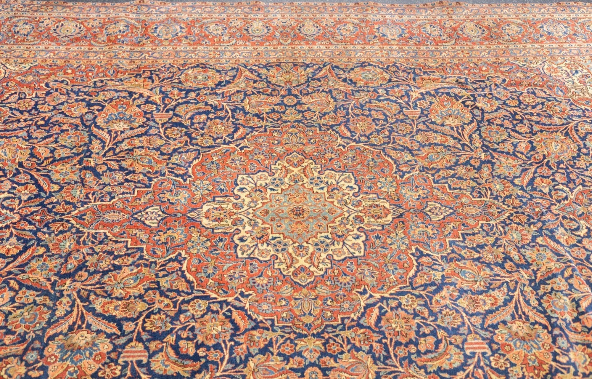 Antique  Kashan Rug 8'8'' x 11'4''