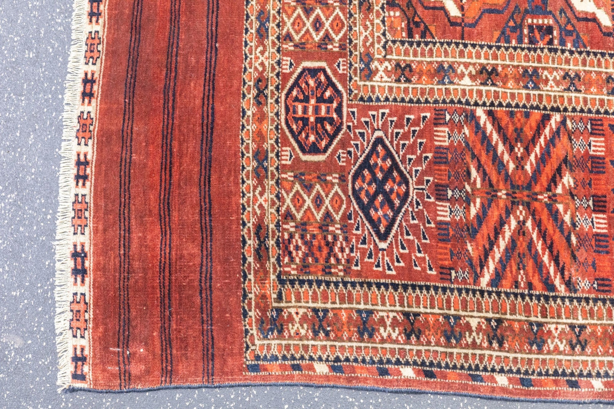 Fine Antique Turkmen / Yamud Main Carpet 6'10'' x 9'4''