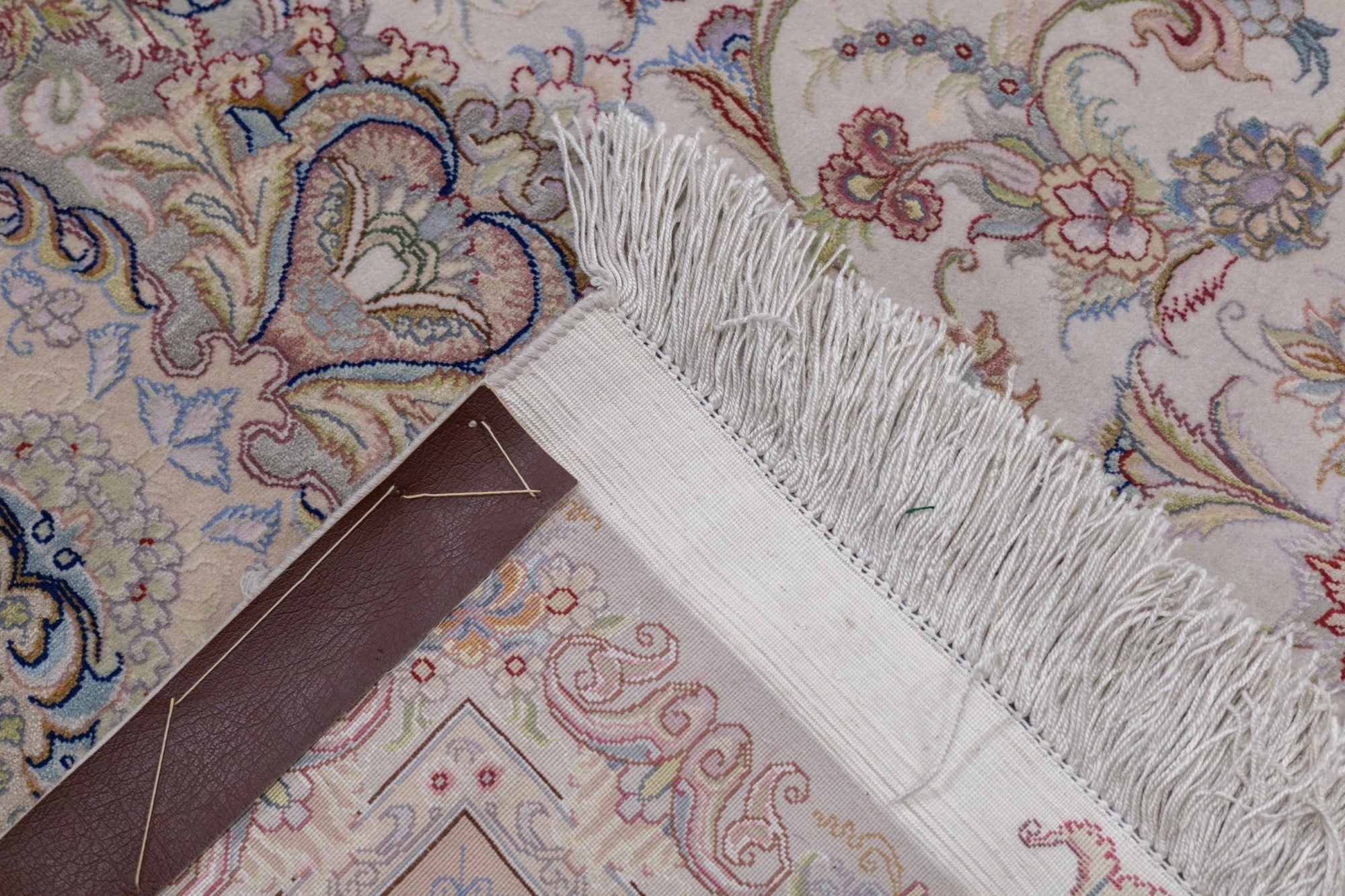 Extremely Fine  Tabriz Wool & Silk woven Rug 4'11'' x 7'1''