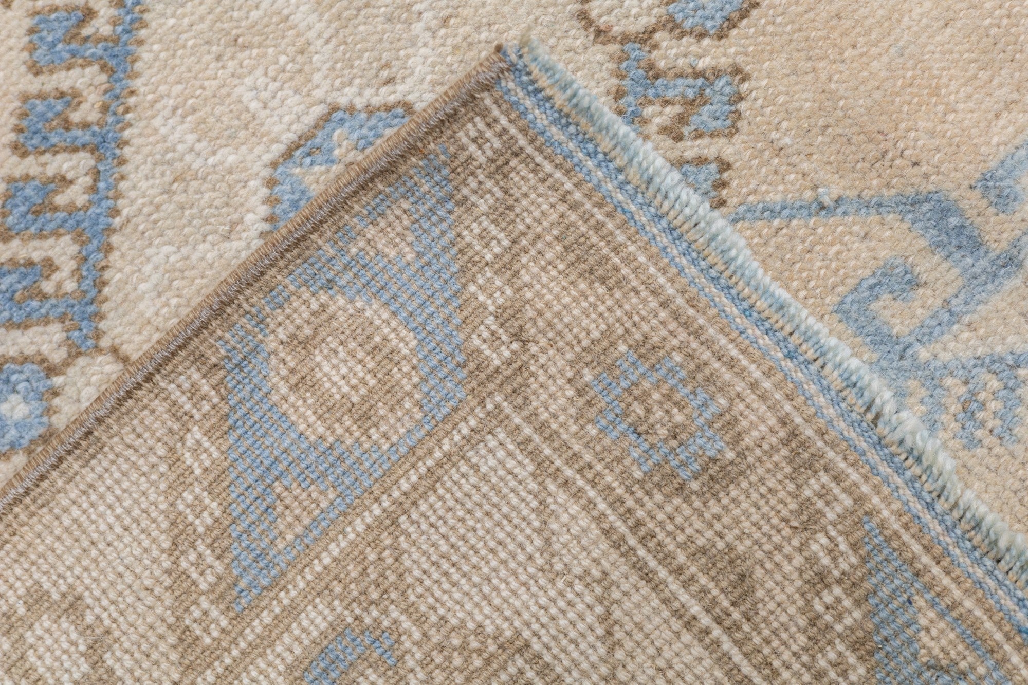 Fine Antique Oushak Wool Rug 6'6'' x 9'7''
