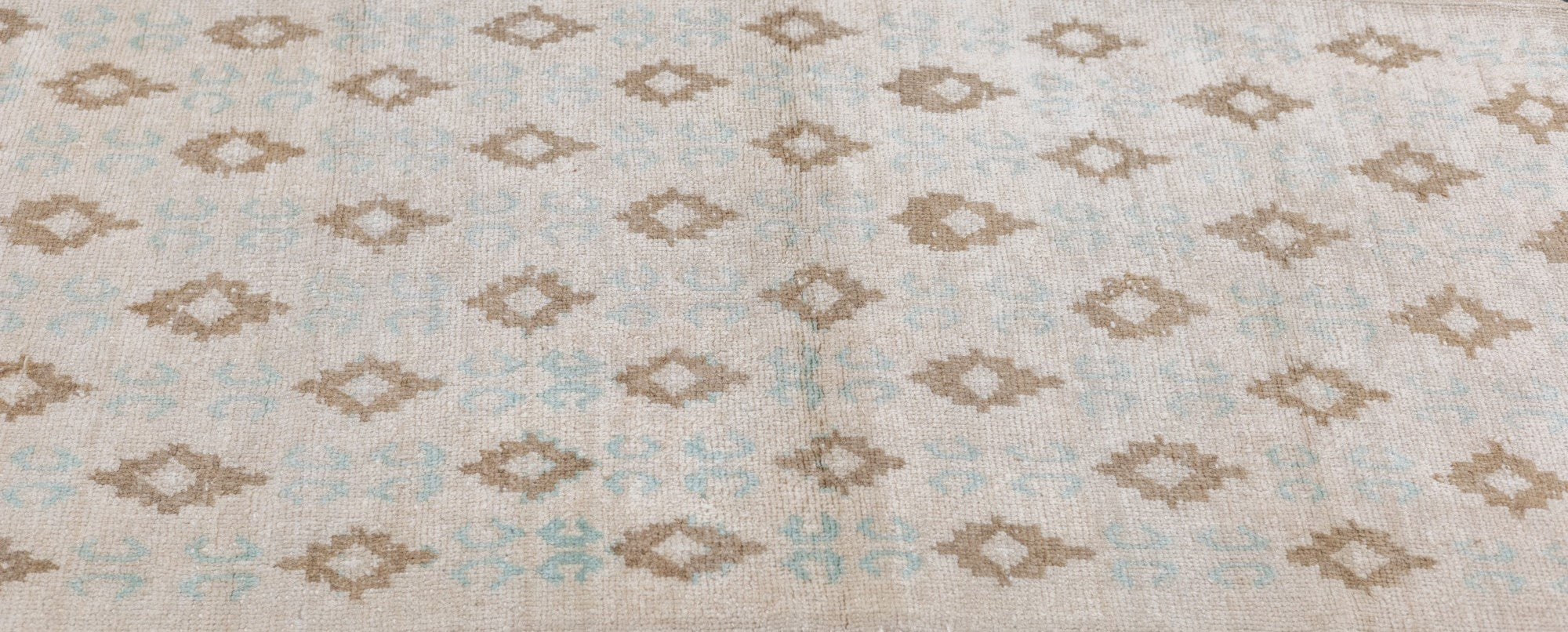 Oushak Rug 2'10'' x 5'8''