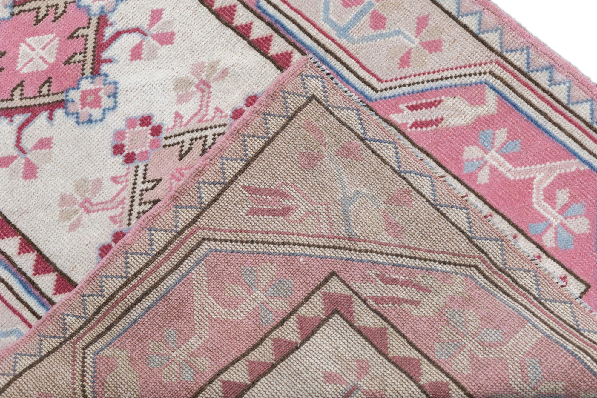 Oushak Rug 3'0" x 4'4''