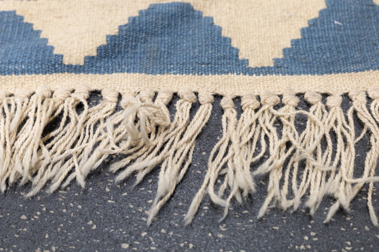 Fine Turkish Tribal Kilim Flat Weave Wool Rug 2'11" x 3' 7''