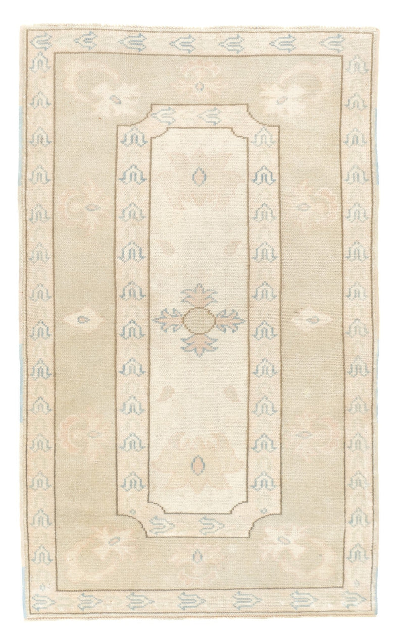 Oushak Rug 2'10'' x 4'8''