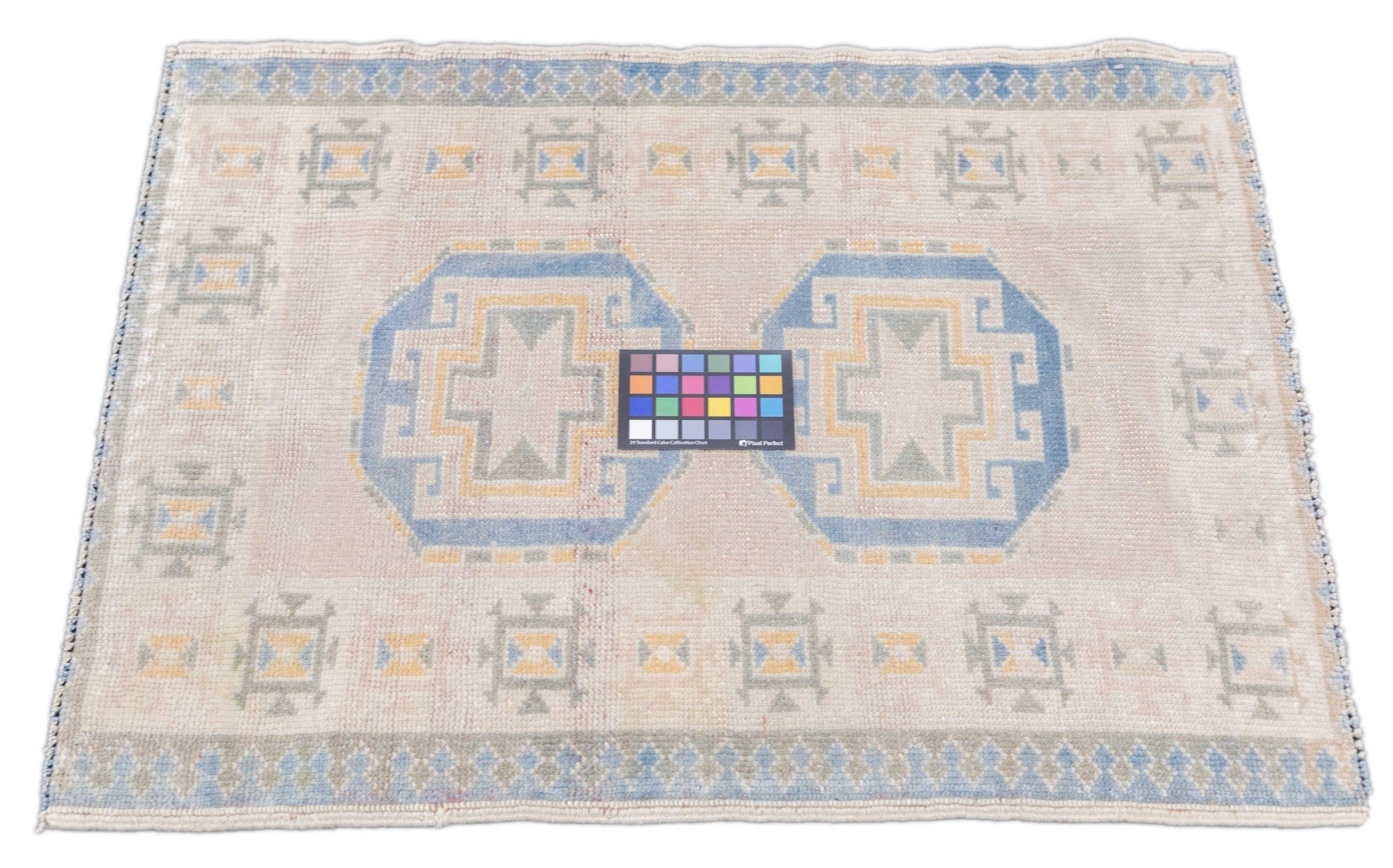 Oushak Rug 2'7'' x 3'5''