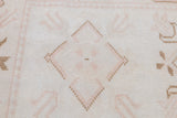 Oushak Rug 2'8'' x 4'6''