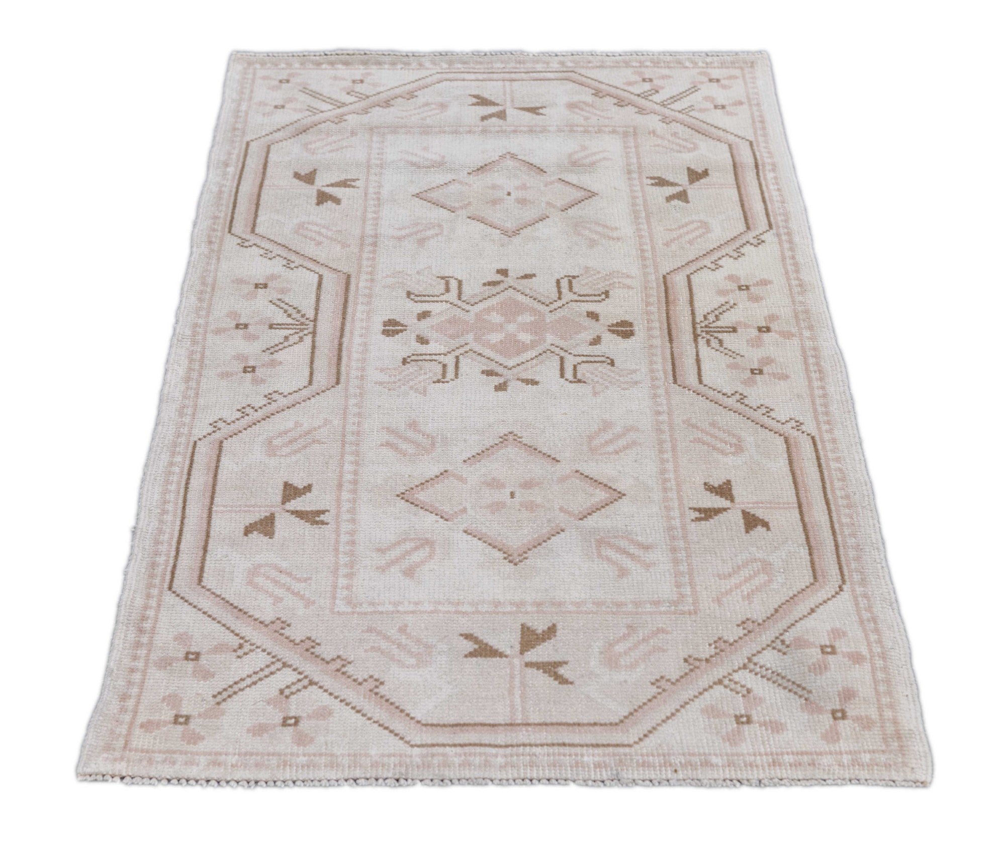 Oushak Rug 2'8'' x 4'6''