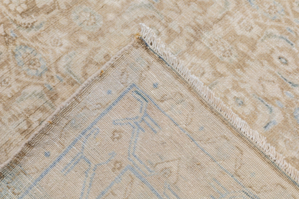 Vintage  Tabriz Rug 3'8'' x 5'6''