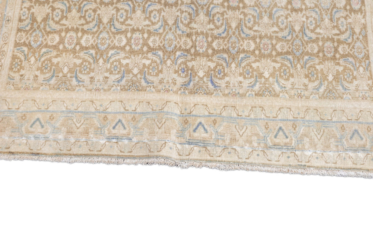 Vintage  Tabriz Rug 3'8'' x 5'6''