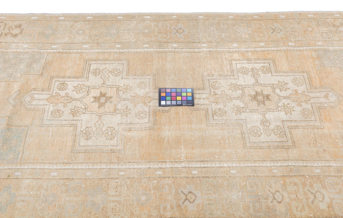 Tribal Rug 4'0" x 8'7''