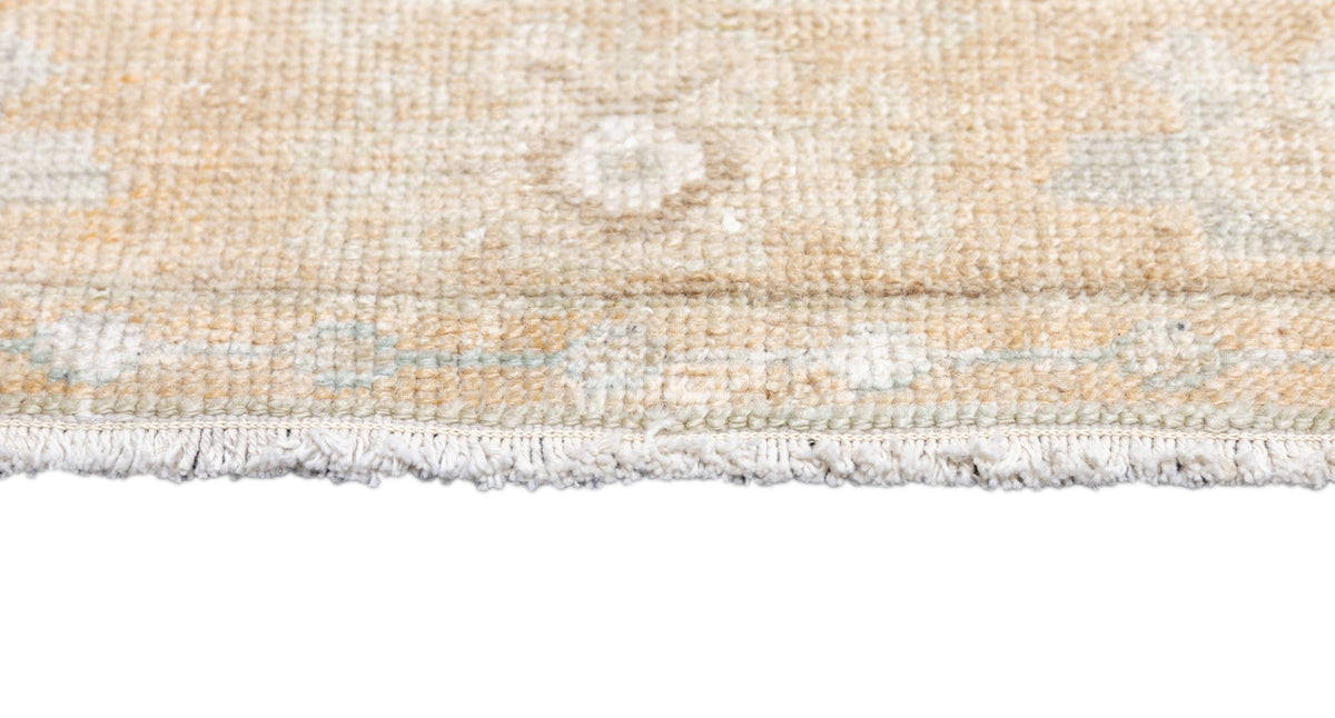 Tribal Rug 4'0" x 8'7''