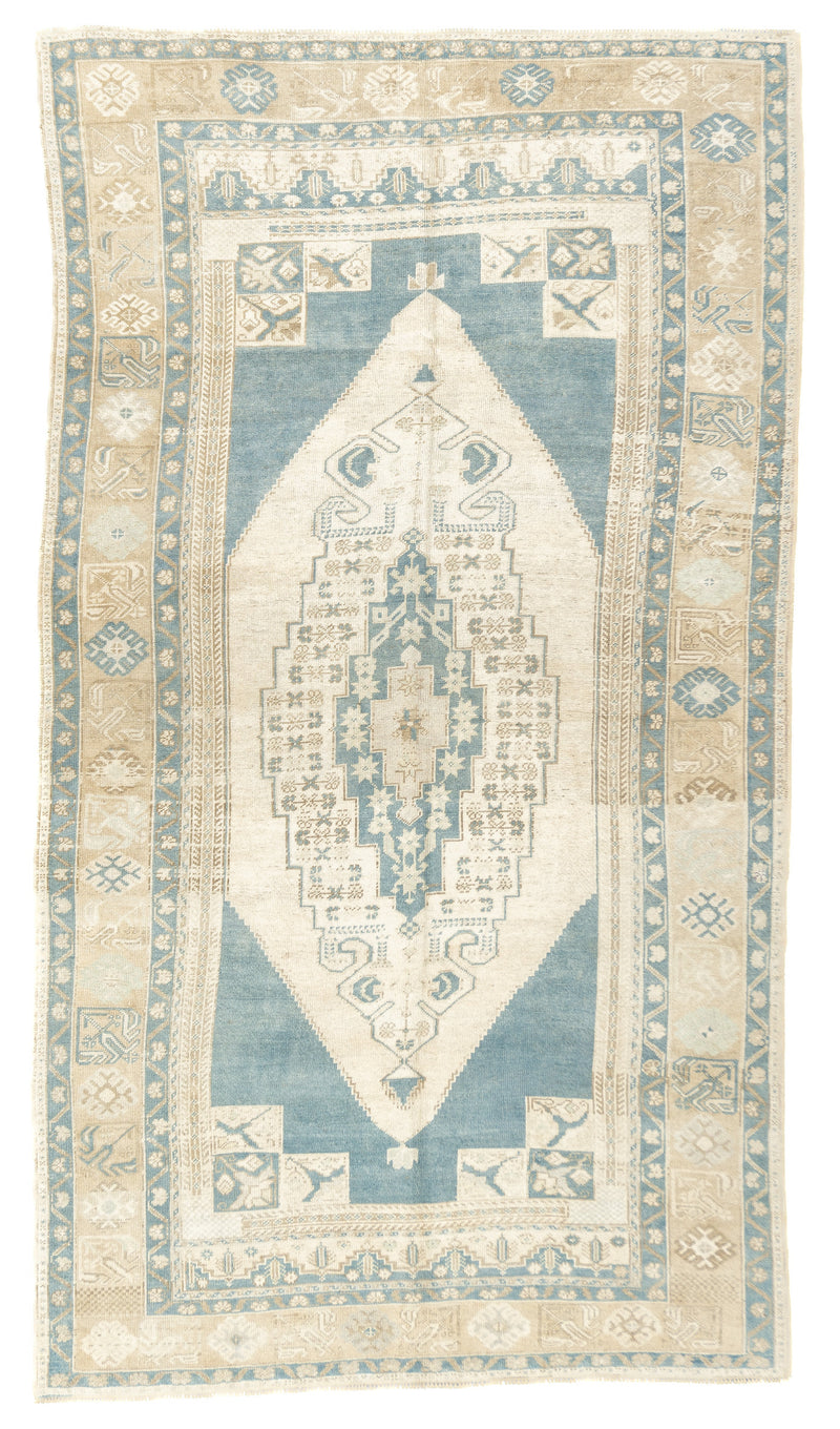 Oushak Rug 5'5'' x 9'7''