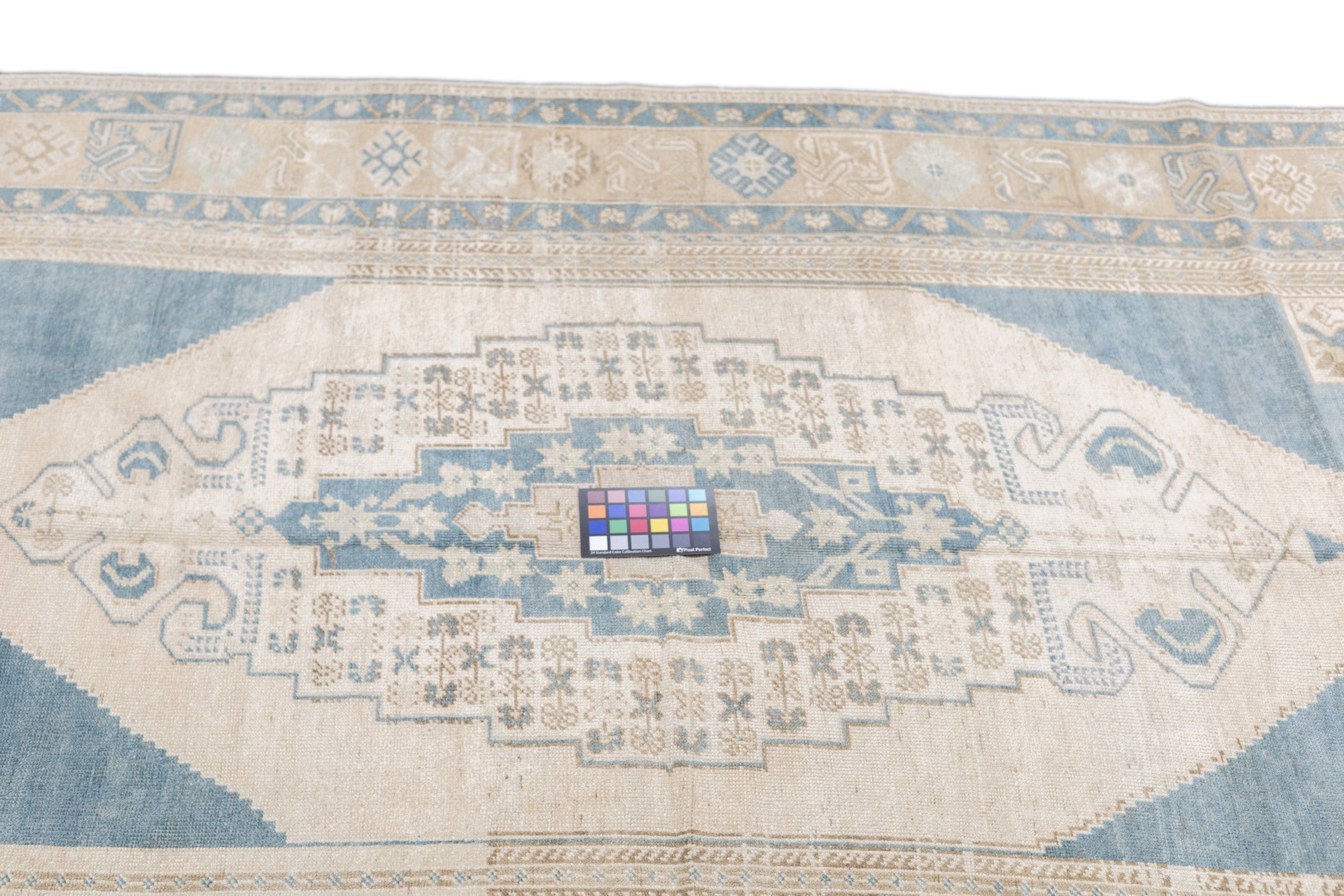 Oushak Rug 5'5'' x 9'7''