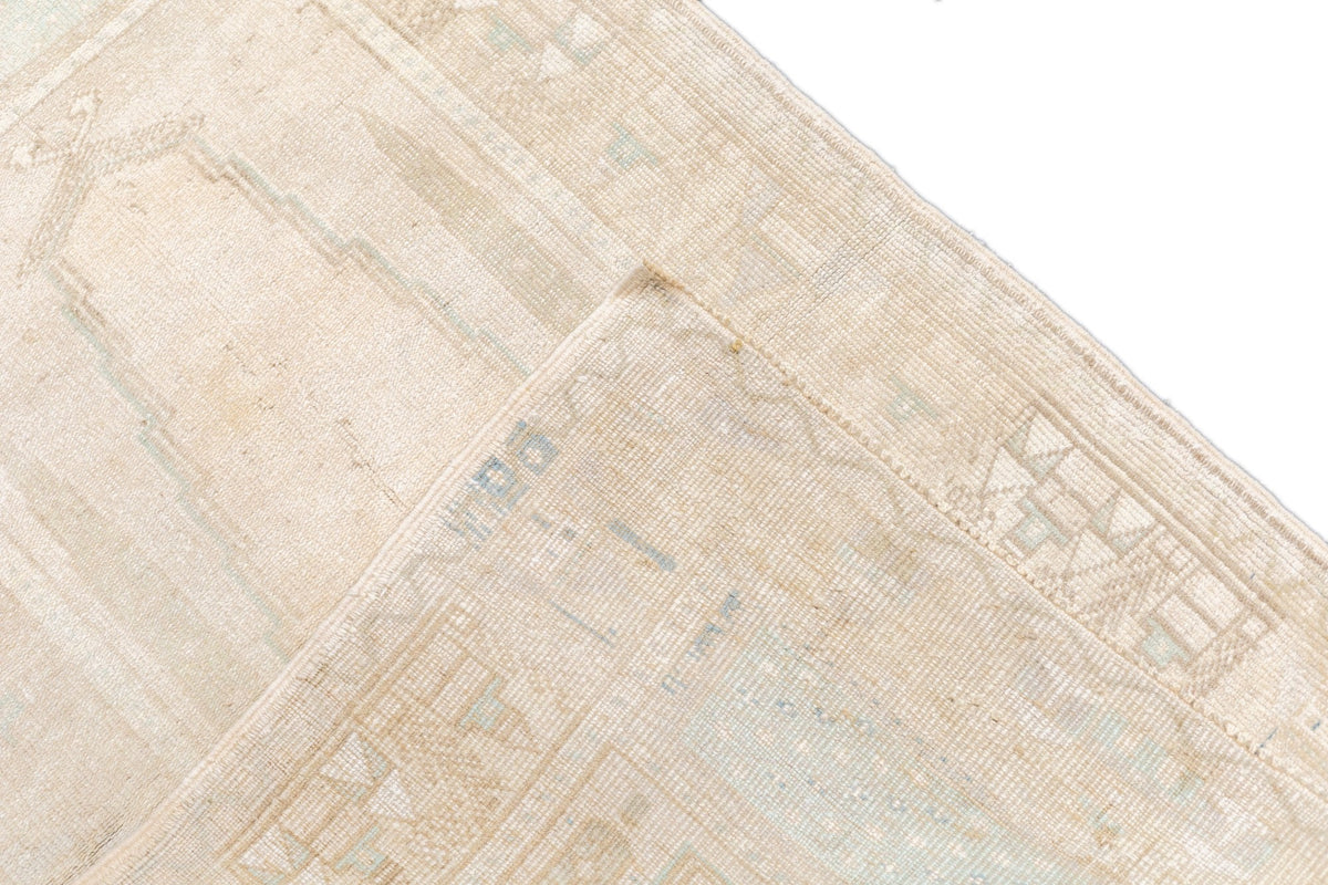 Oushak Rug 2'10'' x 4'9''