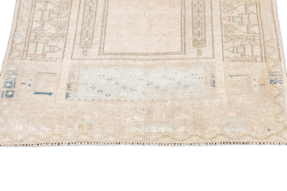 Oushak Rug 2'10'' x 4'9''