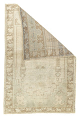 Oushak Rug 2'9'' x 4'2''
