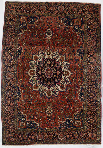 Fine Antique Bakhtiari Rug 7' 0